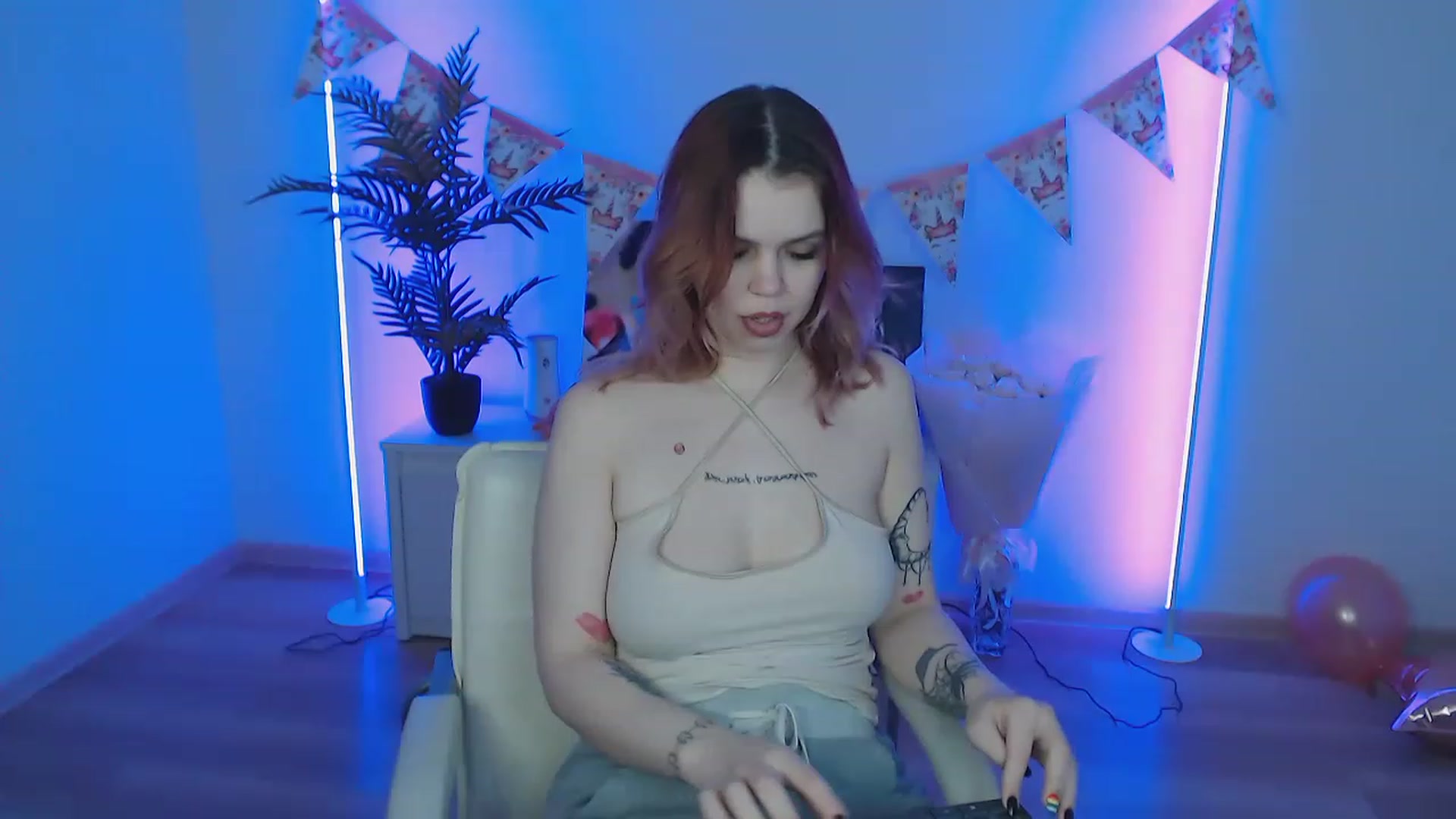 Gallery image thumbnail from NicolyRio's myfreecams stream on, 02/22/2023, 14:31 image 7 of 20