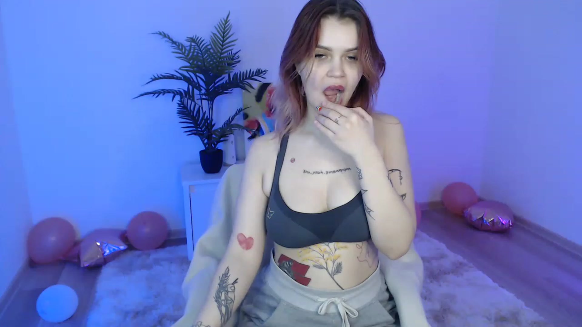 Gallery image thumbnail from NicolyRio's myfreecams stream on, 03/06/2023, 12:05 image 7 of 20