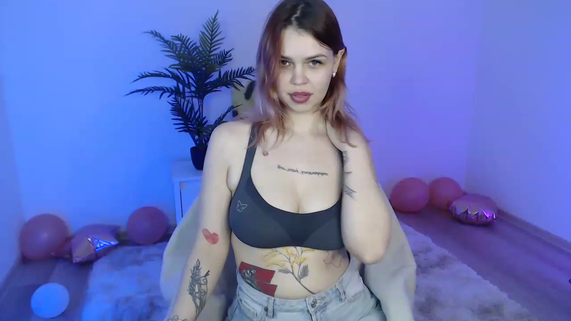 Gallery image thumbnail from NicolyRio's myfreecams stream on, 03/07/2023, 12:08 image 4 of 20