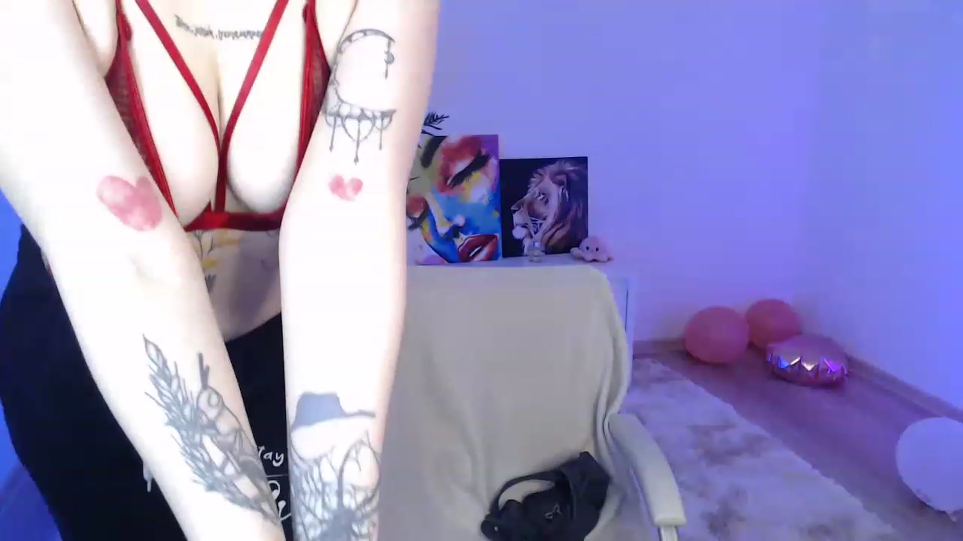Gallery image thumbnail from NicolyRio's myfreecams stream on, 03/13/2023, 10:38 image 19 of 20