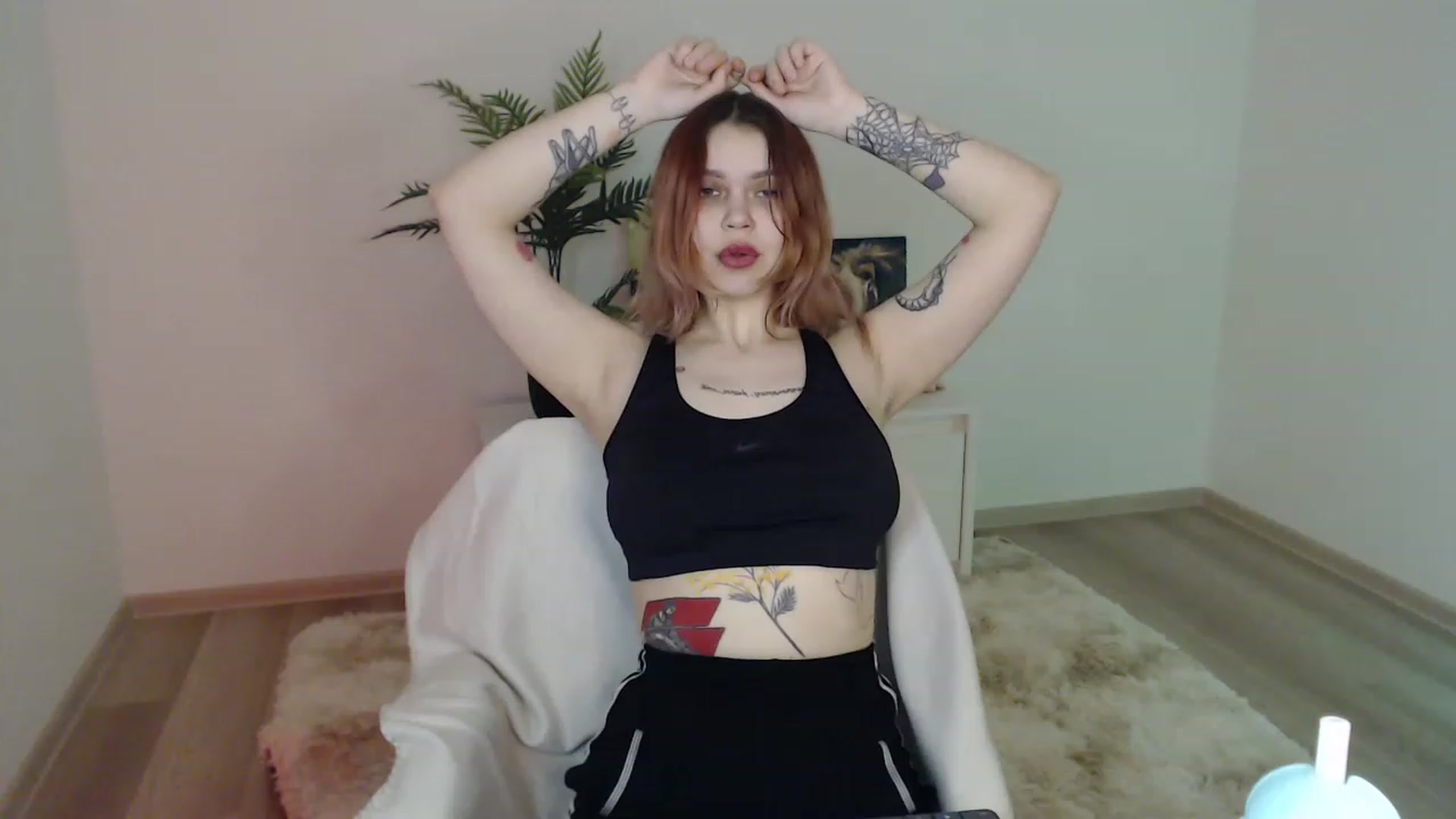 Gallery image thumbnail from NicolyRio's myfreecams stream on, 03/26/2023, 09:55 image 1 of 20