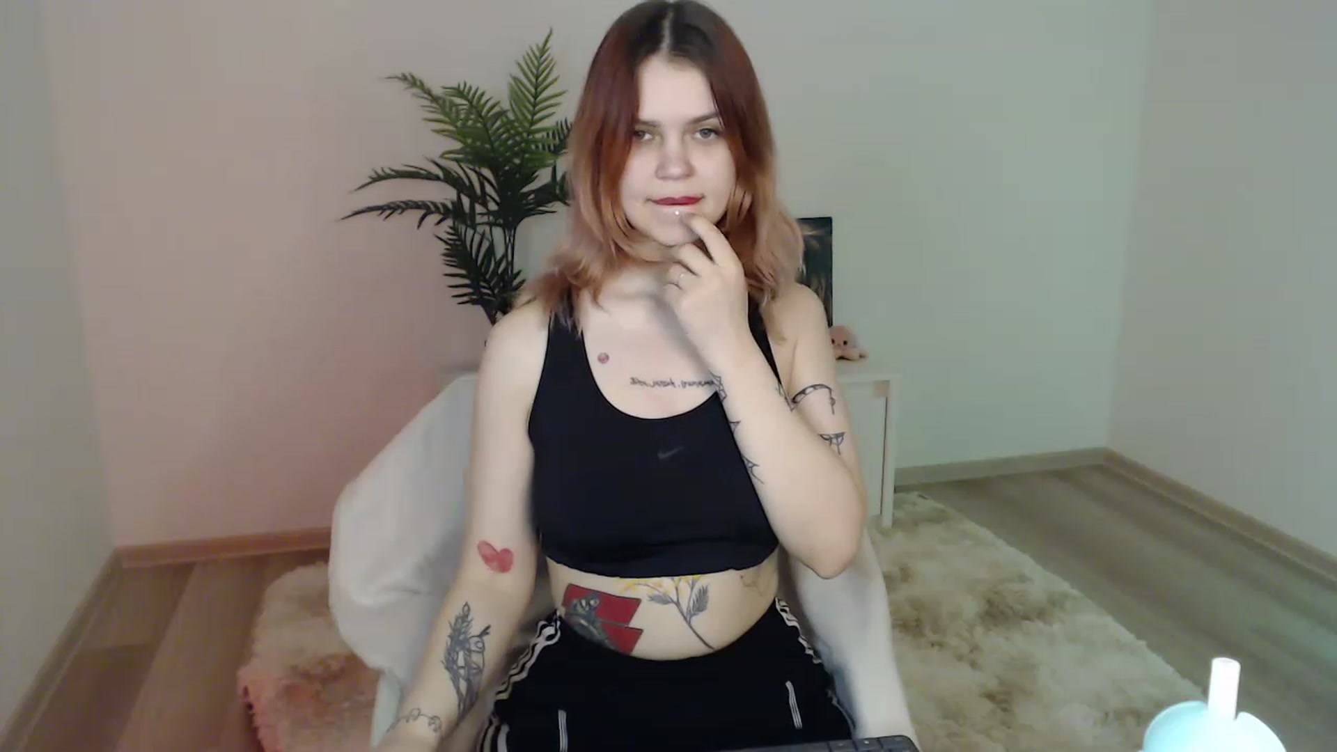 Gallery image thumbnail from NicolyRio's myfreecams stream on, 03/26/2023, 09:55 image 7 of 20