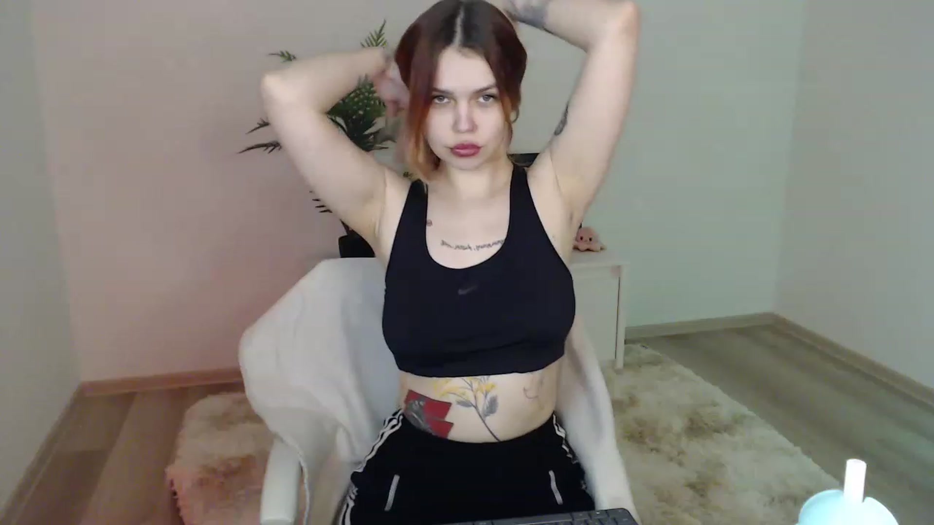 Gallery image thumbnail from NicolyRio's myfreecams stream on, 03/26/2023, 09:55 image 17 of 20