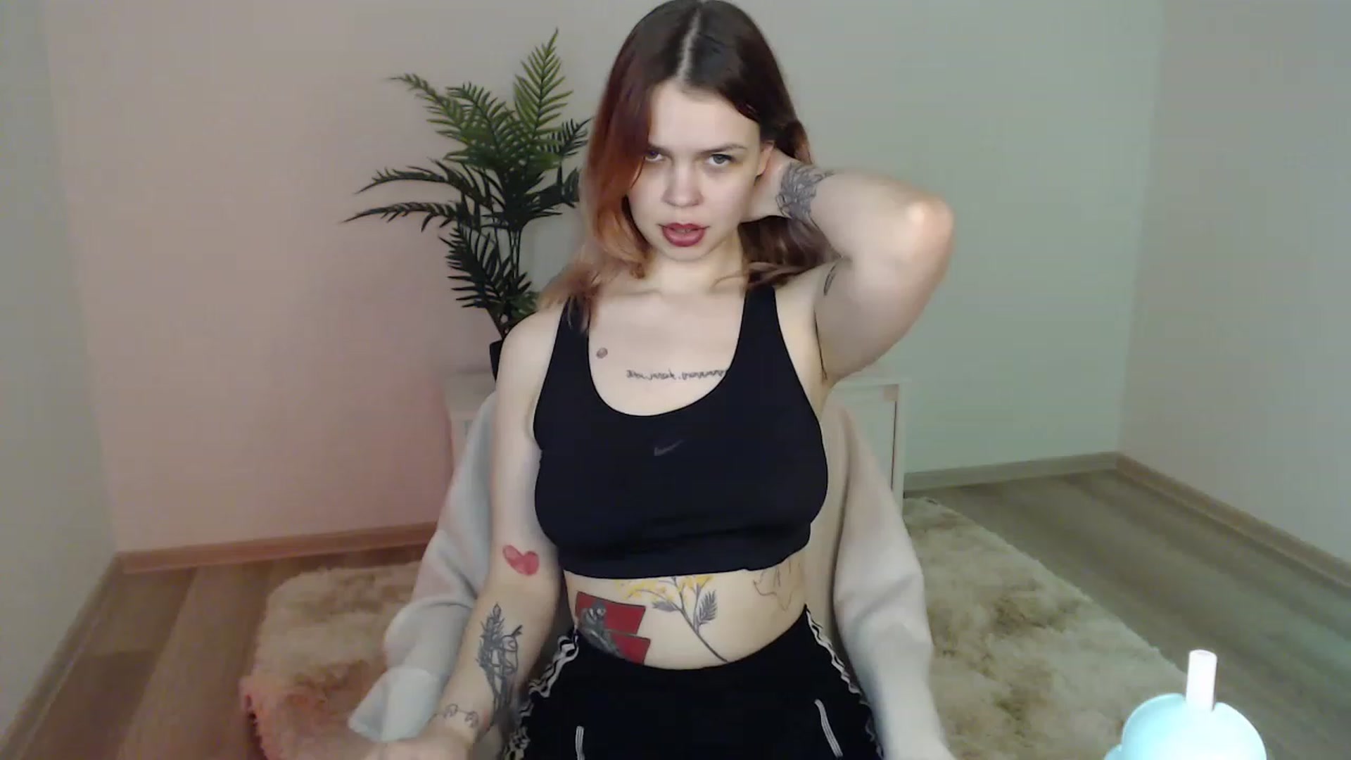 Gallery image thumbnail from NicolyRio's myfreecams stream on, 03/26/2023, 11:28 image 2 of 20