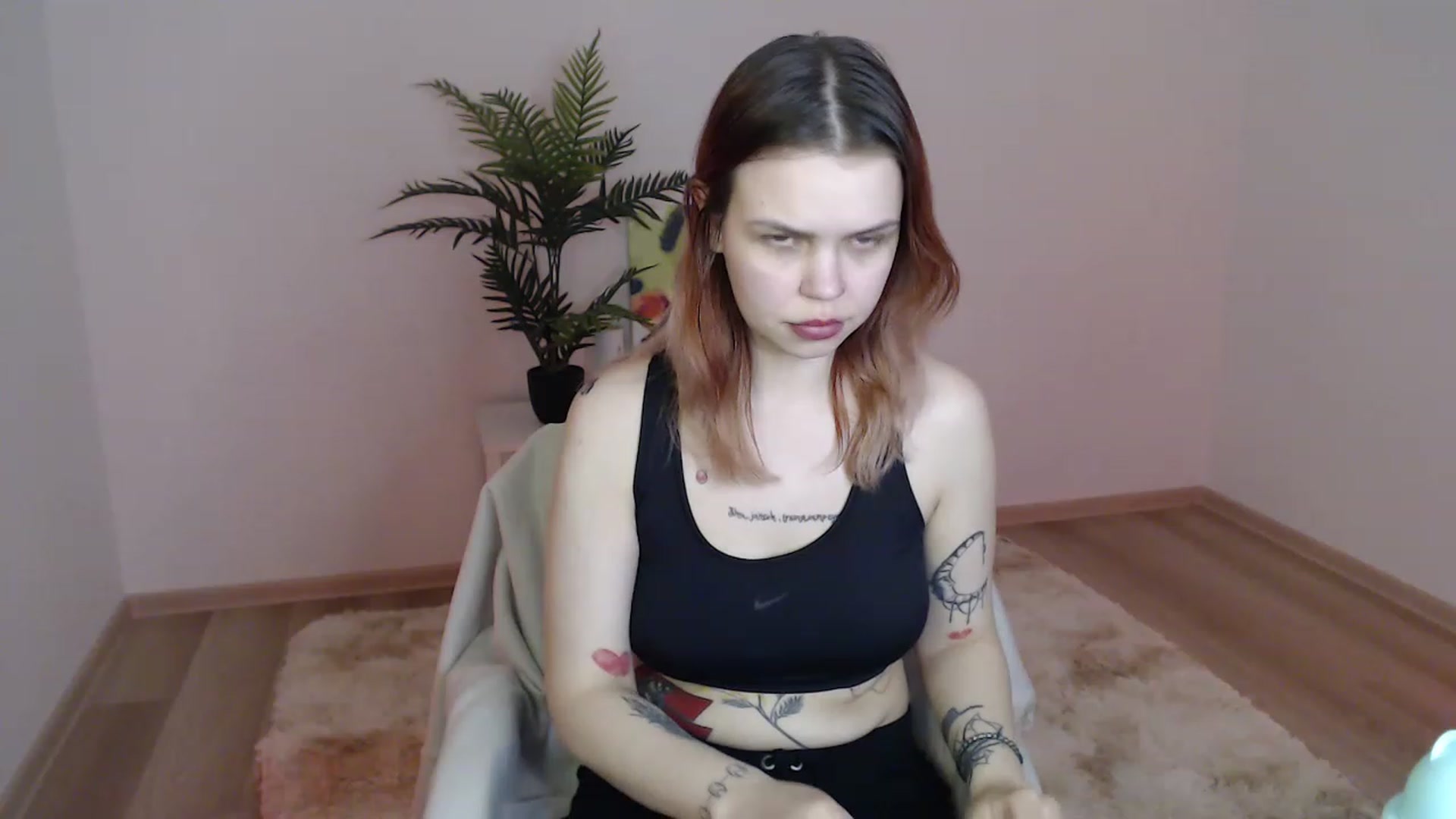 Gallery image thumbnail from NicolyRio's myfreecams stream on, 03/28/2023, 11:36 image 16 of 20