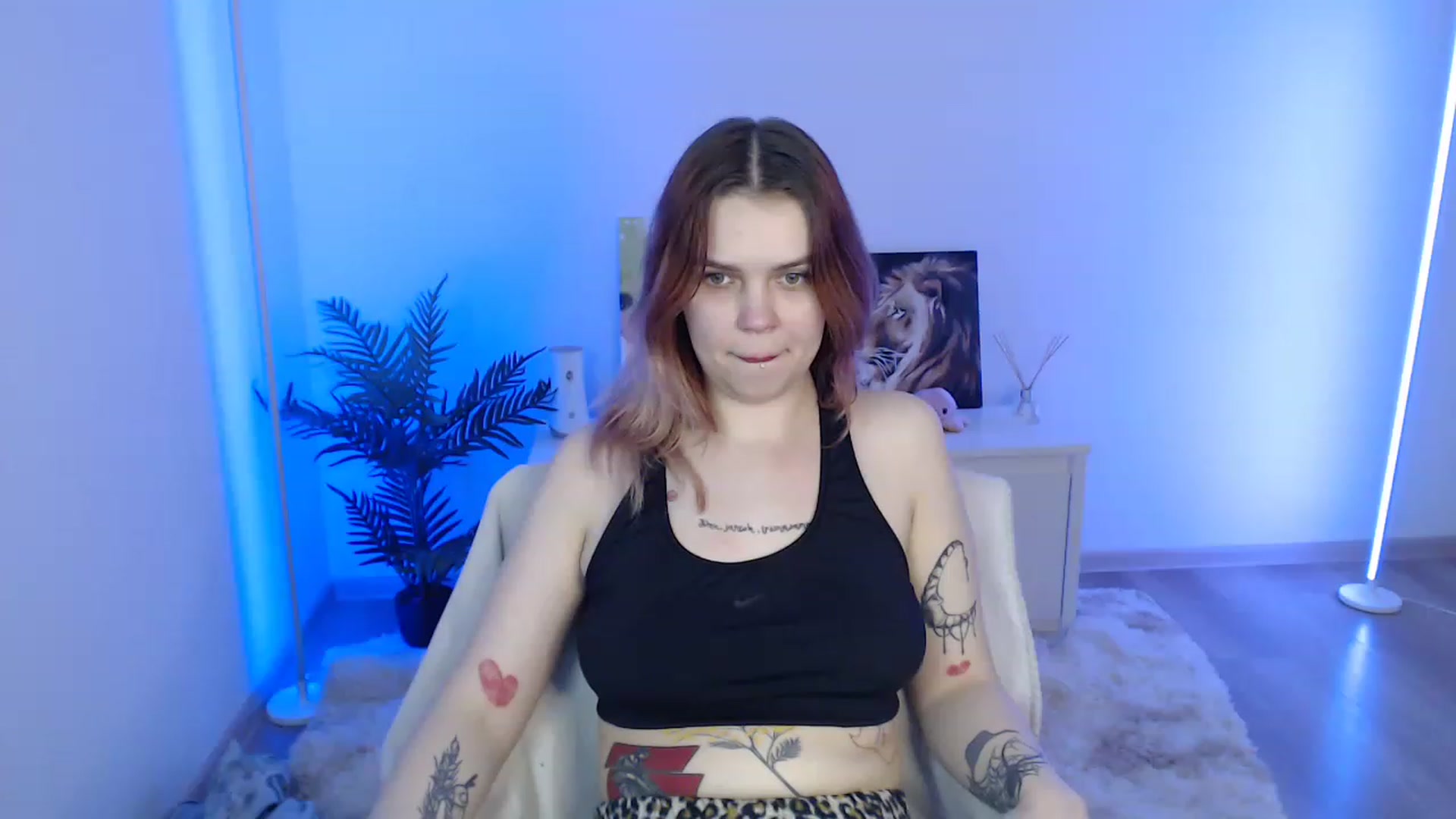 Gallery image thumbnail from NicolyRio's myfreecams stream on, 04/03/2023, 13:29 image 12 of 20