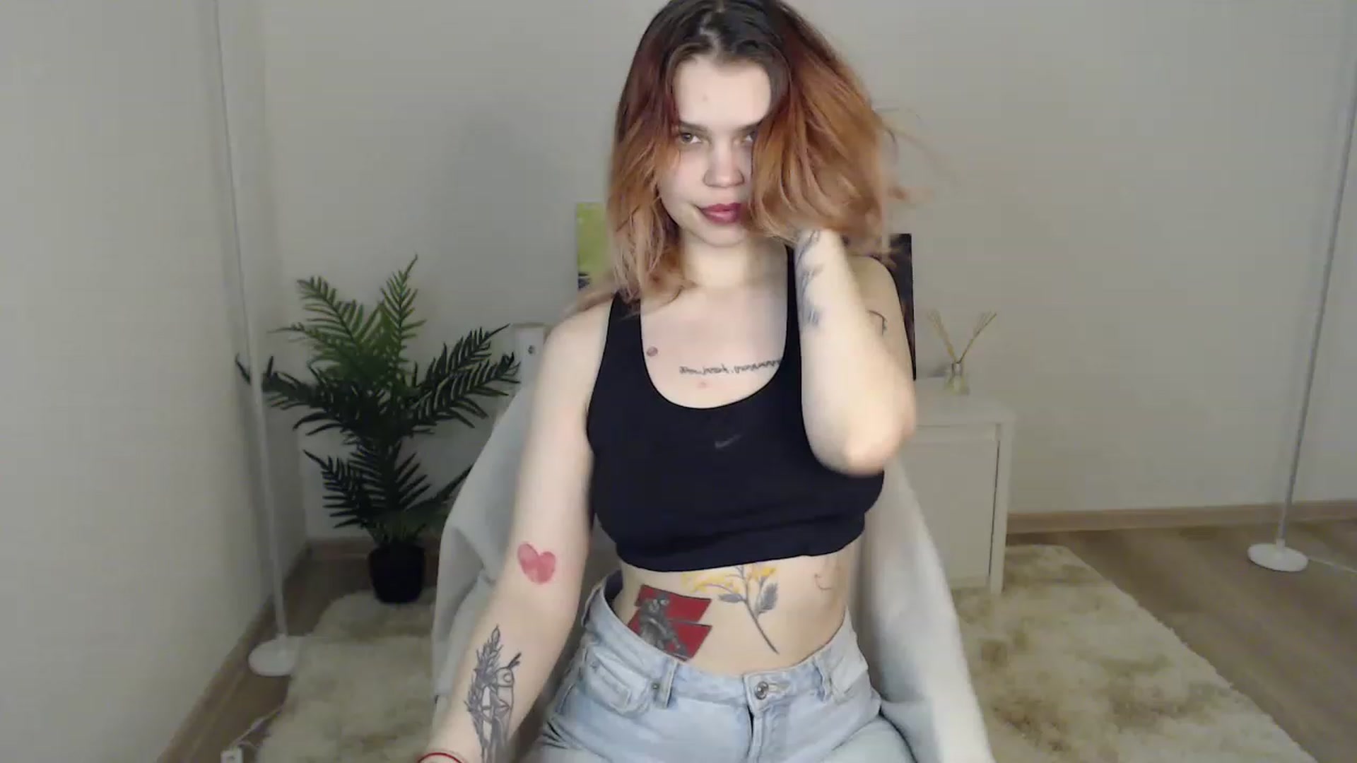 Gallery image thumbnail from NicolyRio's myfreecams stream on, 04/04/2023, 10:34 image 7 of 20