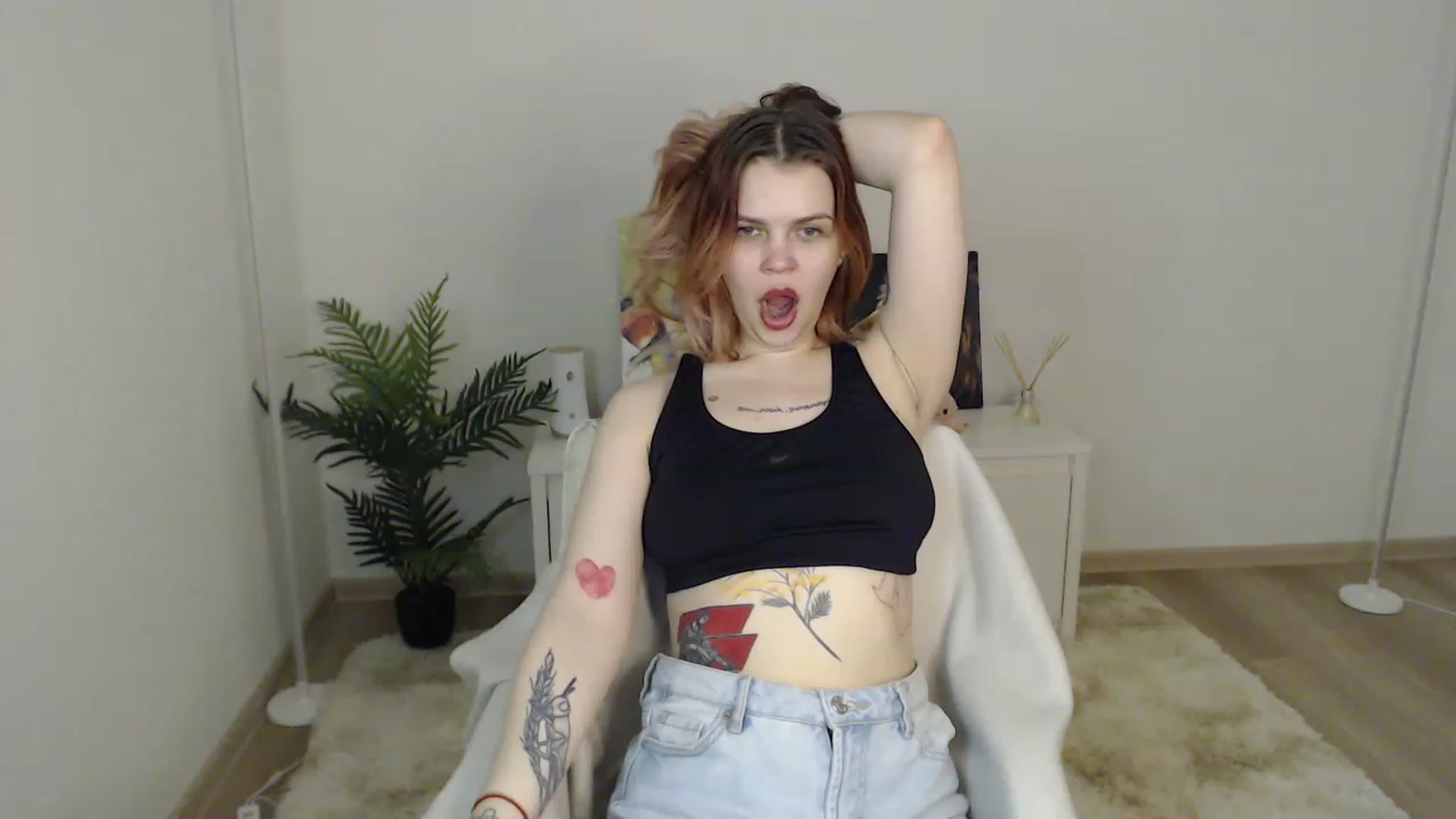 Gallery image thumbnail from NicolyRio's myfreecams stream on, 04/04/2023, 10:57 image 15 of 20