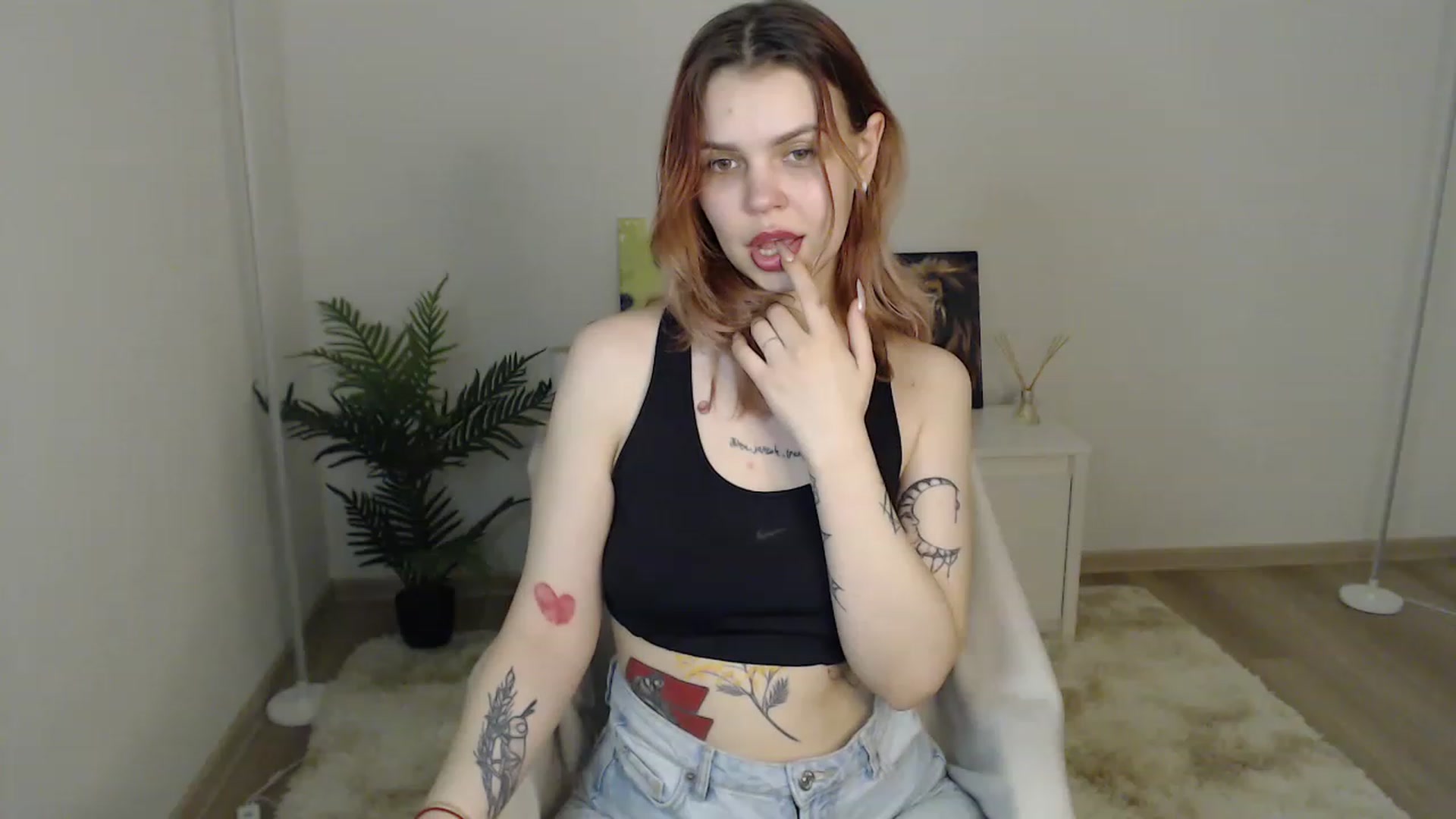 Gallery image thumbnail from NicolyRio's myfreecams stream on, 04/04/2023, 10:57 image 10 of 20