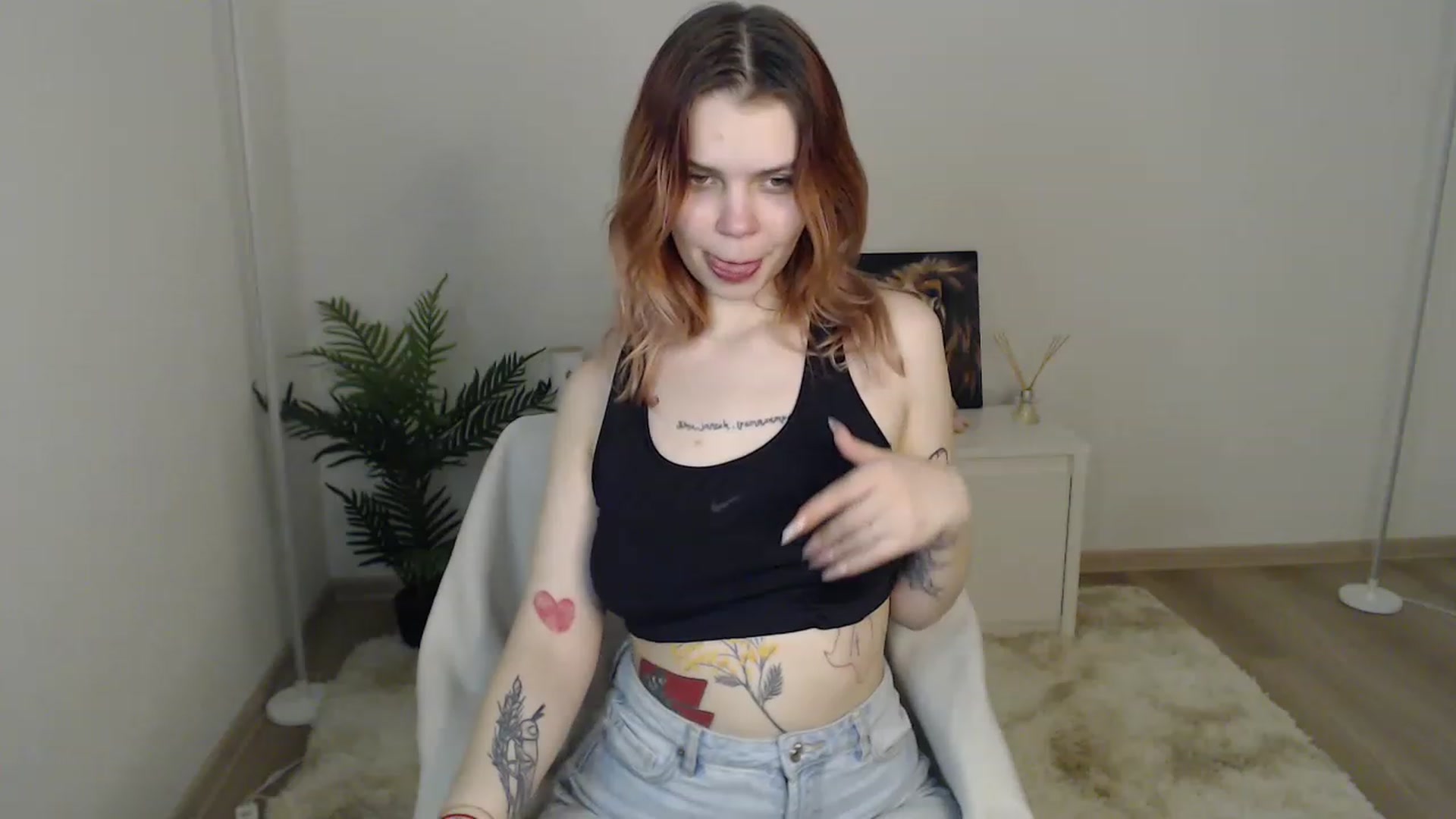 Gallery image thumbnail from NicolyRio's myfreecams stream on, 04/04/2023, 11:44 image 16 of 20