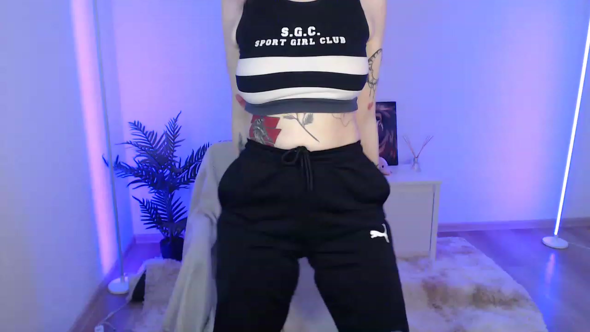 Gallery image thumbnail from NicolyRio's myfreecams stream on, 04/05/2023, 11:06 image 14 of 20