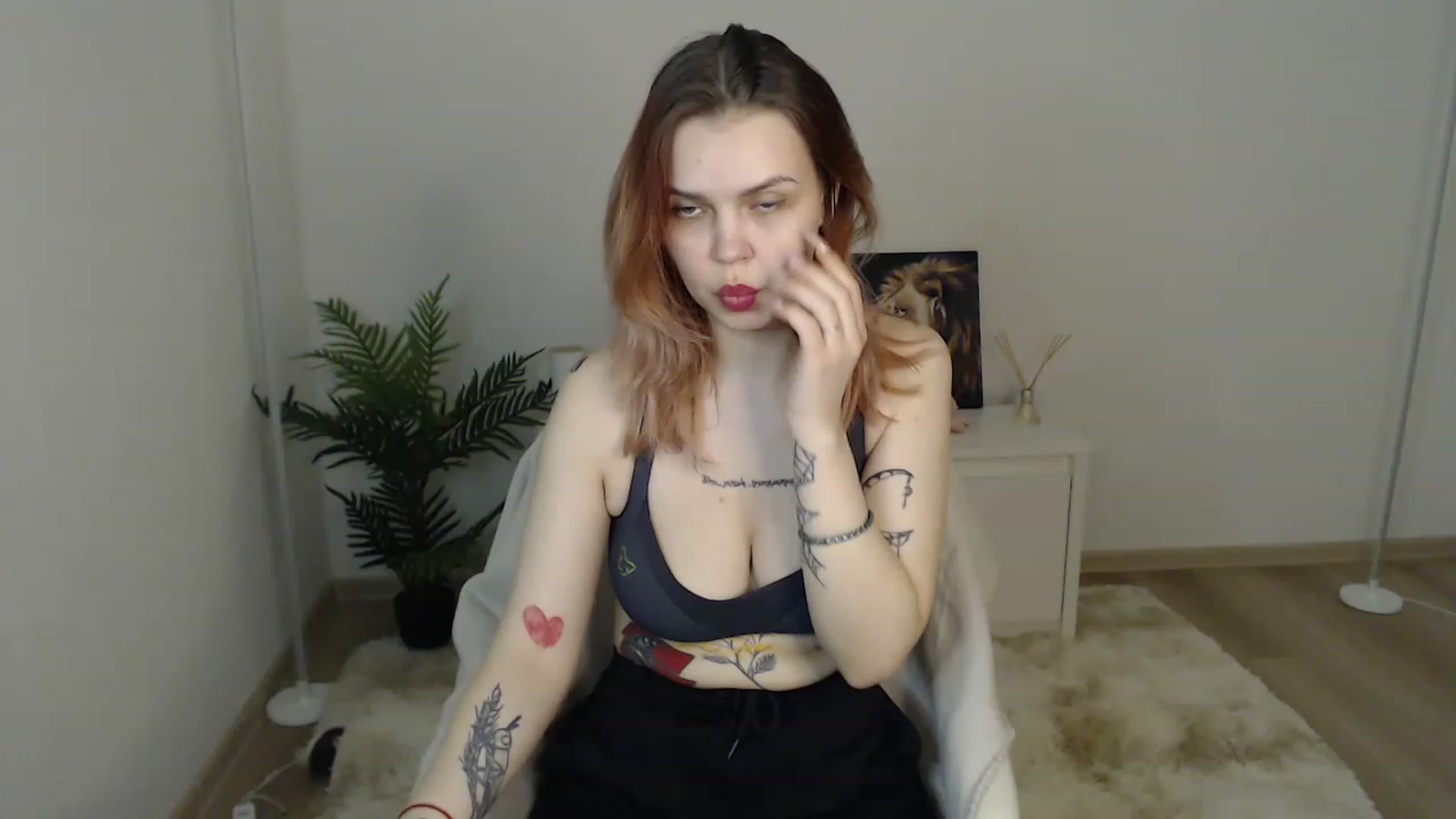 Gallery image thumbnail from NicolyRio's myfreecams stream on, 04/07/2023, 10:45 image 16 of 20