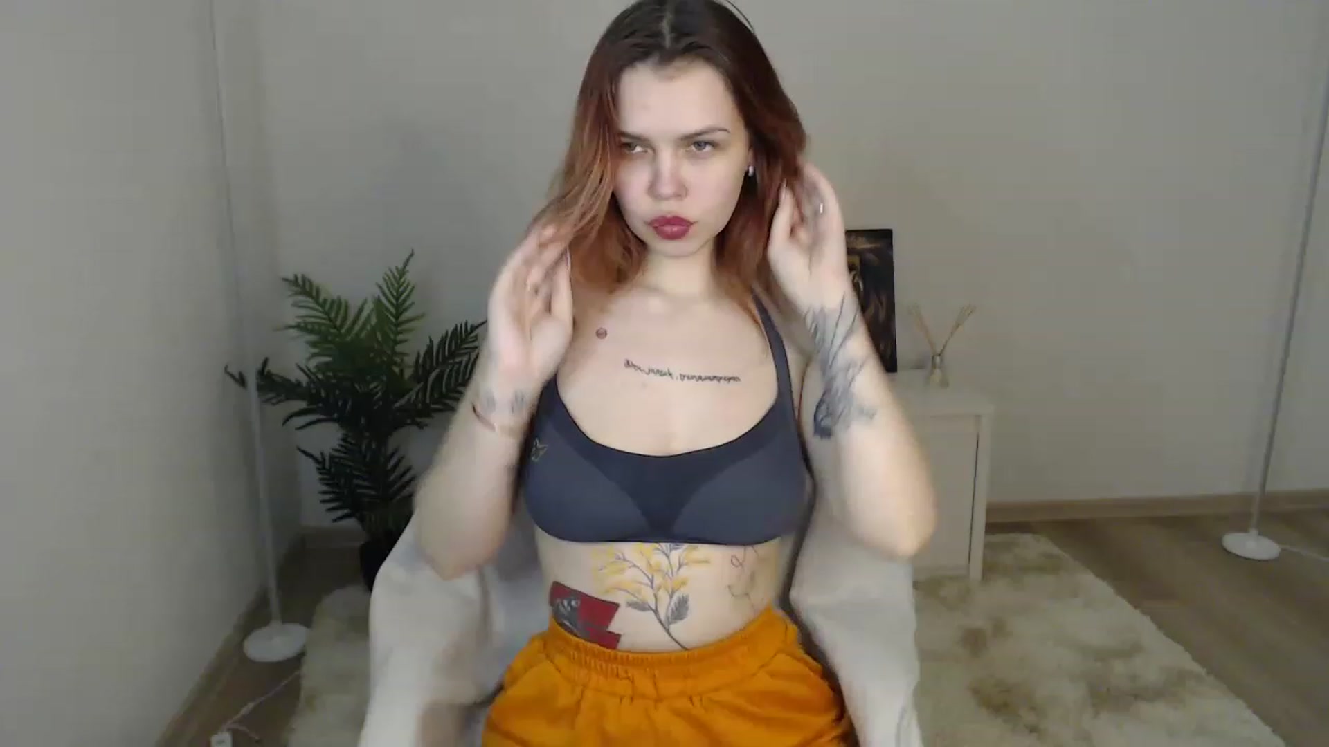 Gallery image thumbnail from NicolyRio's myfreecams stream on, 04/09/2023, 11:15 image 17 of 20