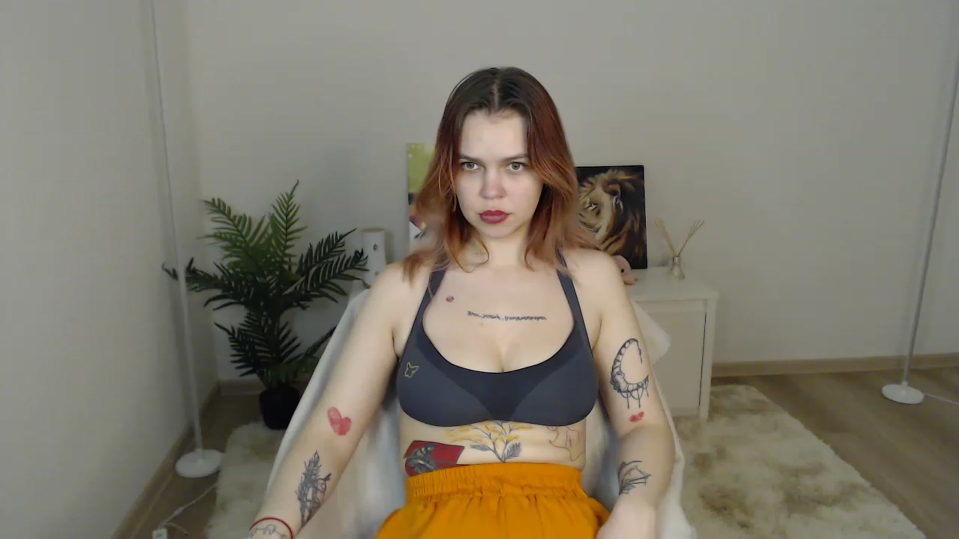 Gallery image thumbnail from NicolyRio's myfreecams stream on, 04/09/2023, 11:15 image 19 of 20