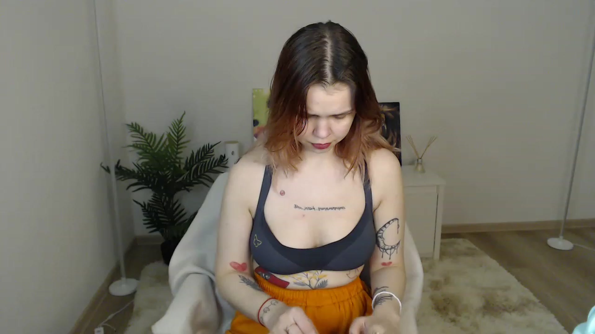 Gallery image thumbnail from NicolyRio's myfreecams stream on, 04/09/2023, 13:15 image 17 of 20