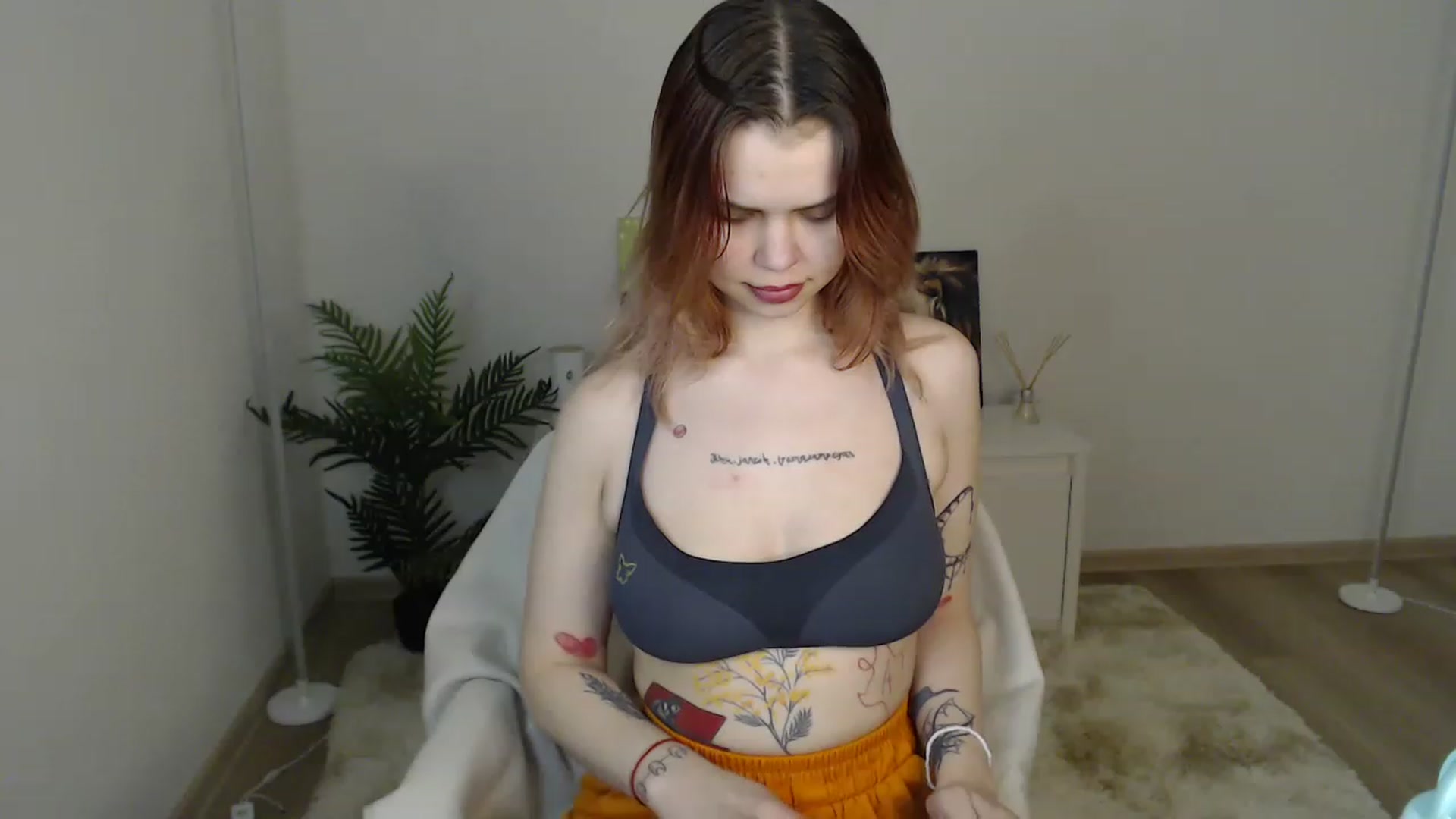 Gallery image thumbnail from NicolyRio's myfreecams stream on, 04/09/2023, 13:15 image 11 of 20