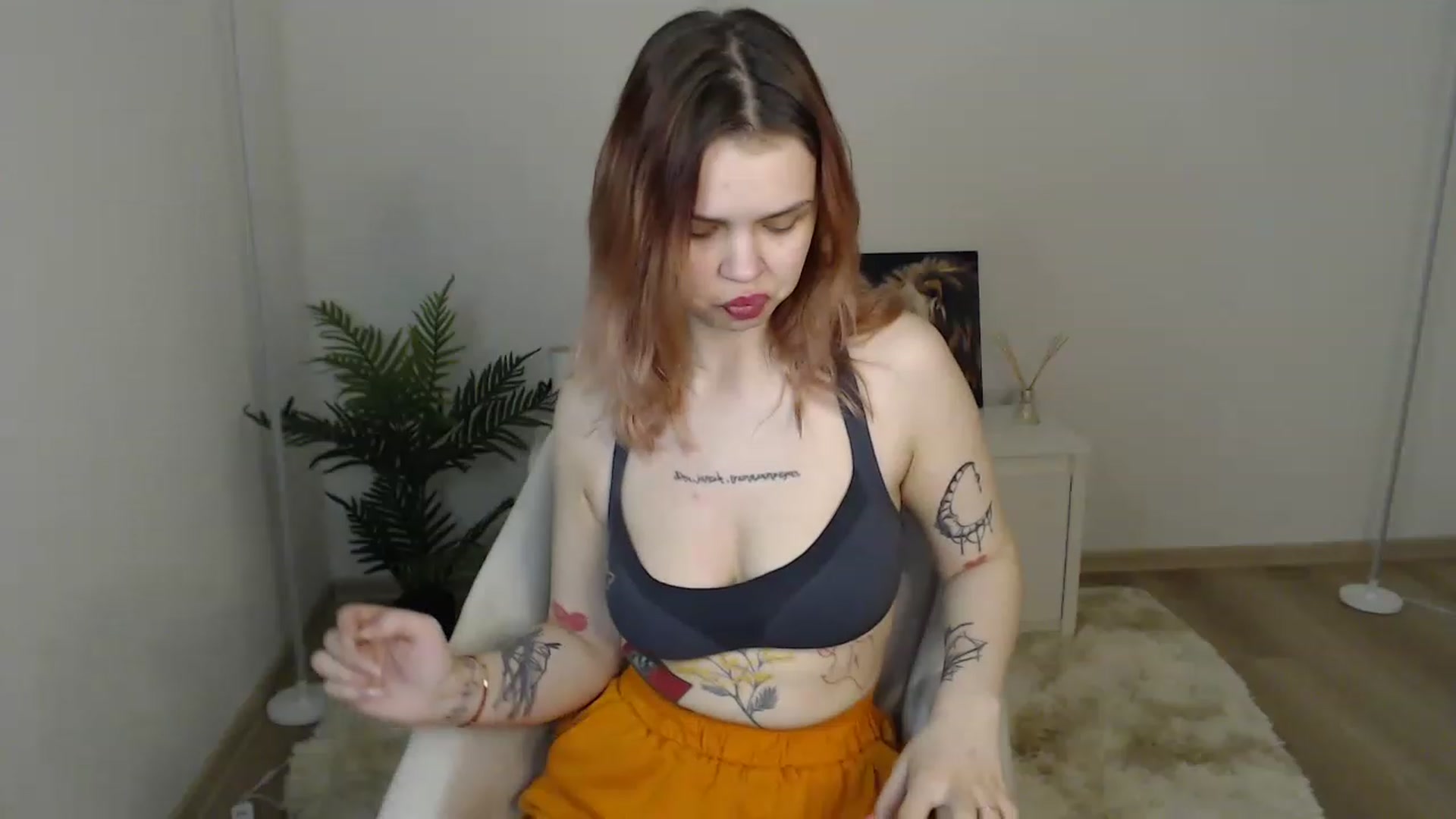 Gallery image thumbnail from NicolyRio's myfreecams stream on, 04/10/2023, 11:21 image 16 of 20
