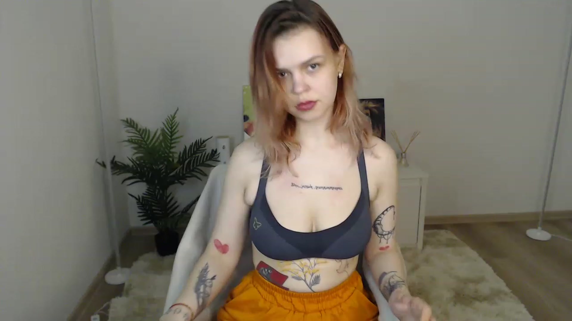Gallery image thumbnail from NicolyRio's myfreecams stream on, 04/10/2023, 11:21 image 3 of 20