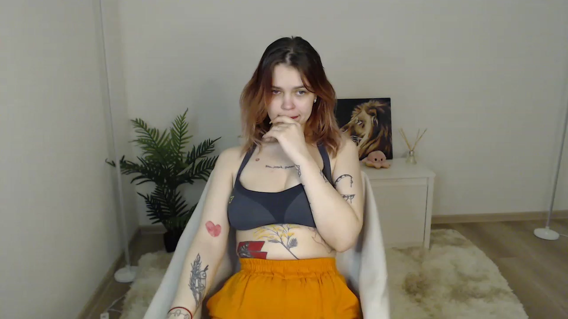 Gallery image thumbnail from NicolyRio's myfreecams stream on, 04/12/2023, 10:42 image 14 of 20
