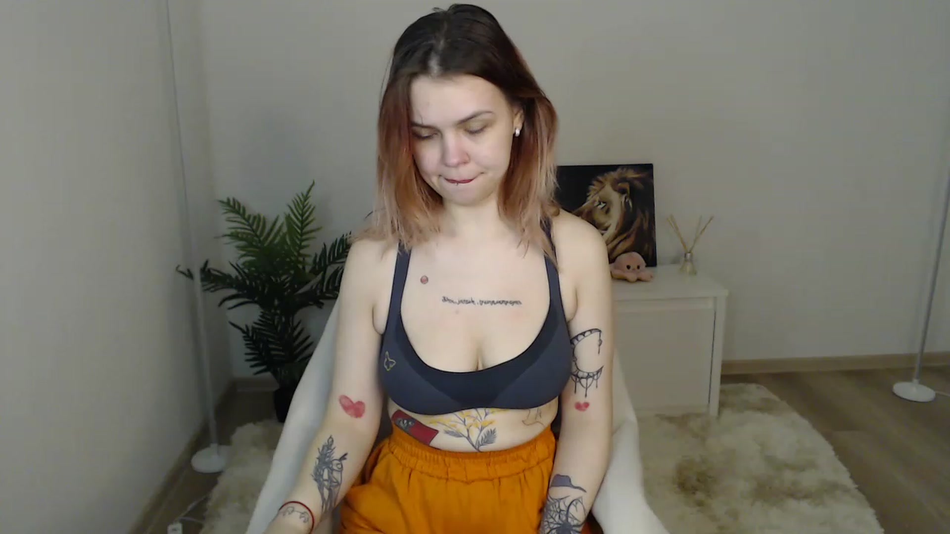 Gallery image thumbnail from NicolyRio's myfreecams stream on, 04/12/2023, 10:42 image 17 of 20