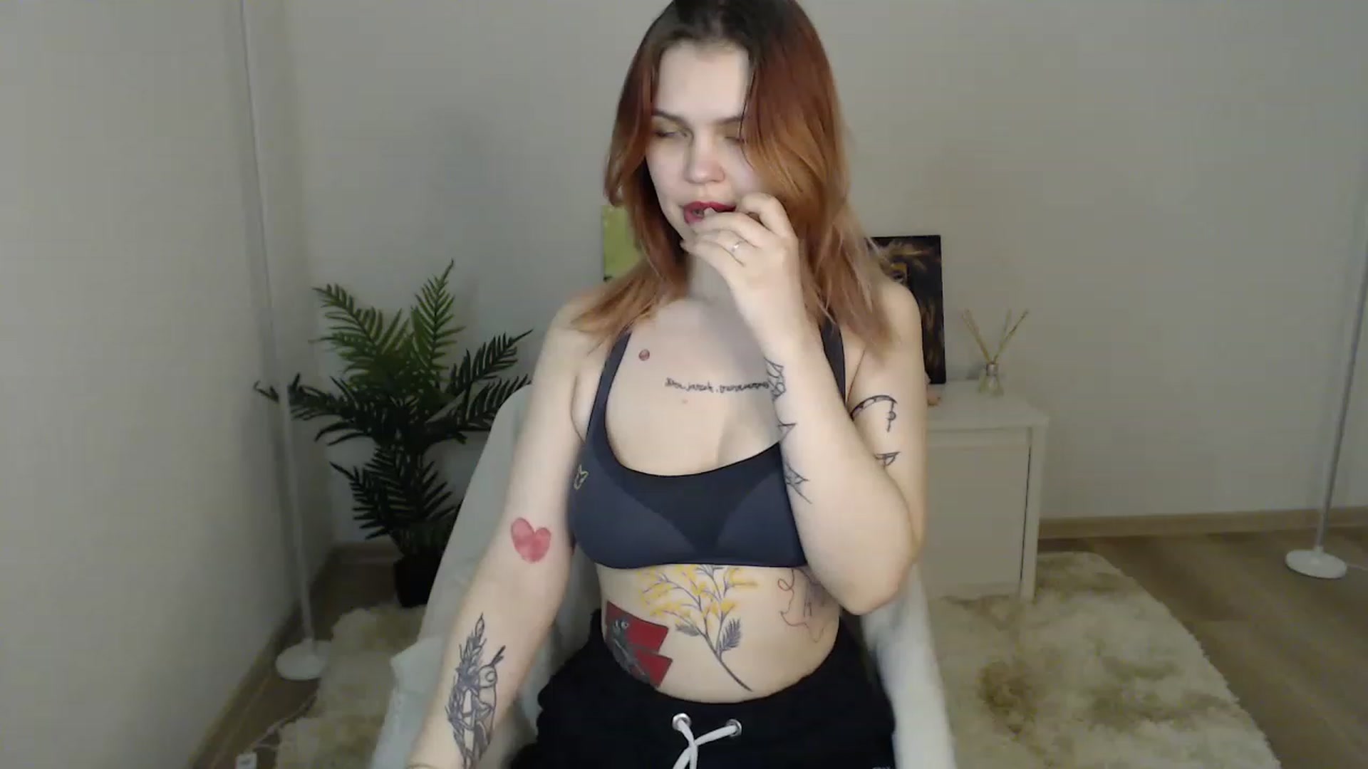 Gallery image thumbnail from NicolyRio's myfreecams stream on, 04/13/2023, 10:55 image 2 of 20