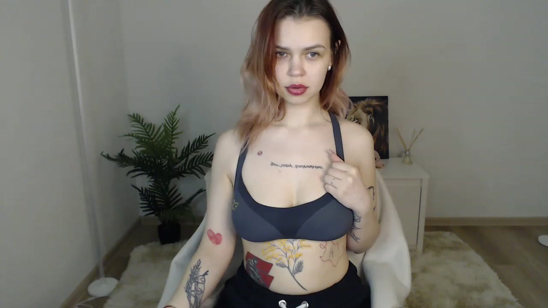 Gallery image thumbnail from NicolyRio's myfreecams stream on, 04/16/2023, 09:39 image 7 of 20