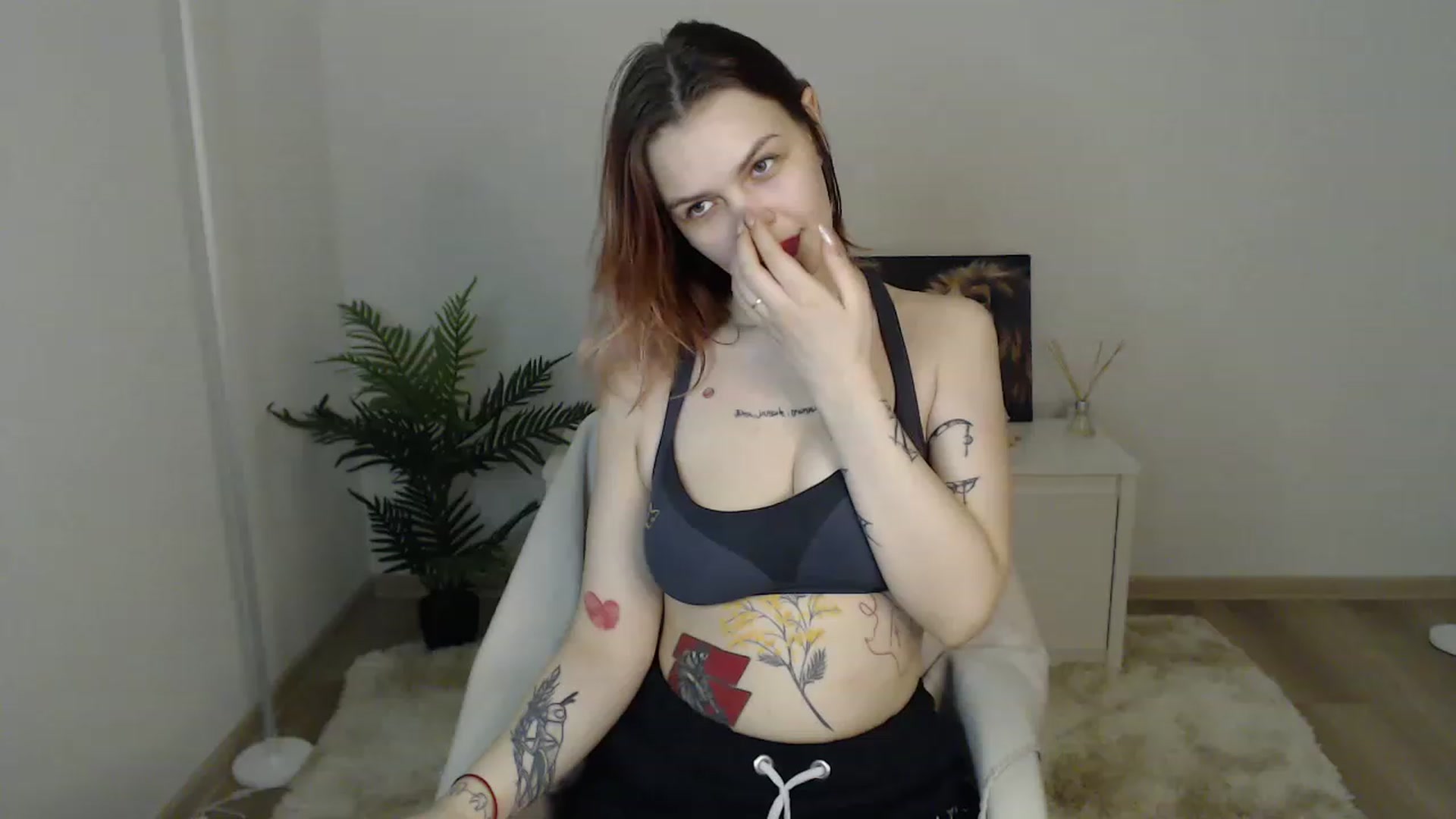 Gallery image thumbnail from NicolyRio's myfreecams stream on, 04/16/2023, 10:34 image 15 of 20