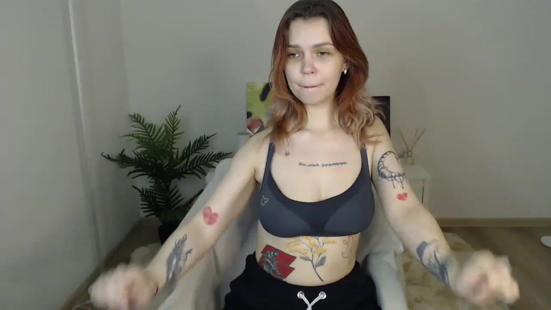 Gallery image thumbnail from NicolyRio's myfreecams stream on, 04/16/2023, 12:00 image 3 of 20