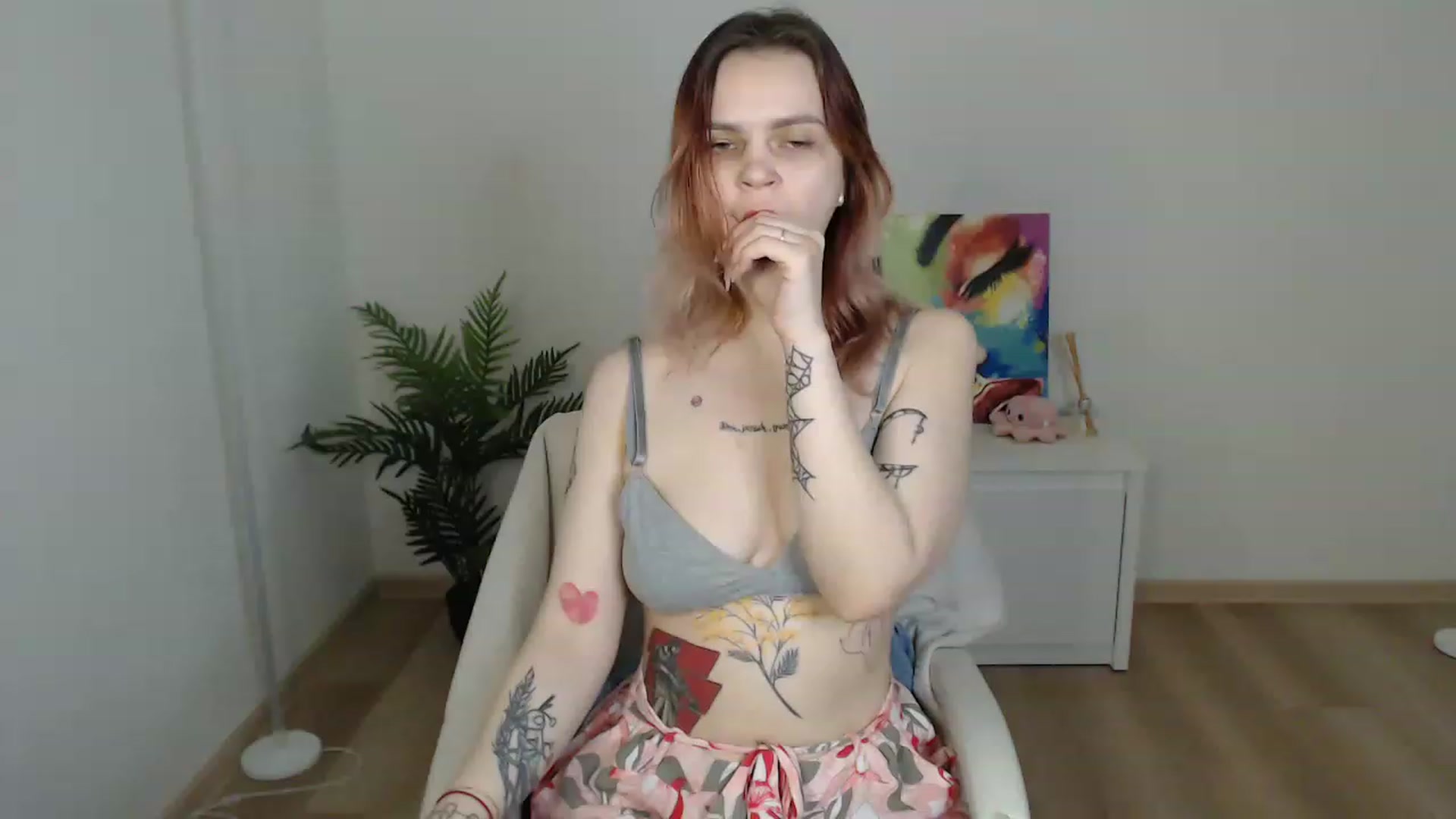 Gallery image thumbnail from NicolyRio's myfreecams stream on, 05/01/2023, 10:26 image 18 of 20