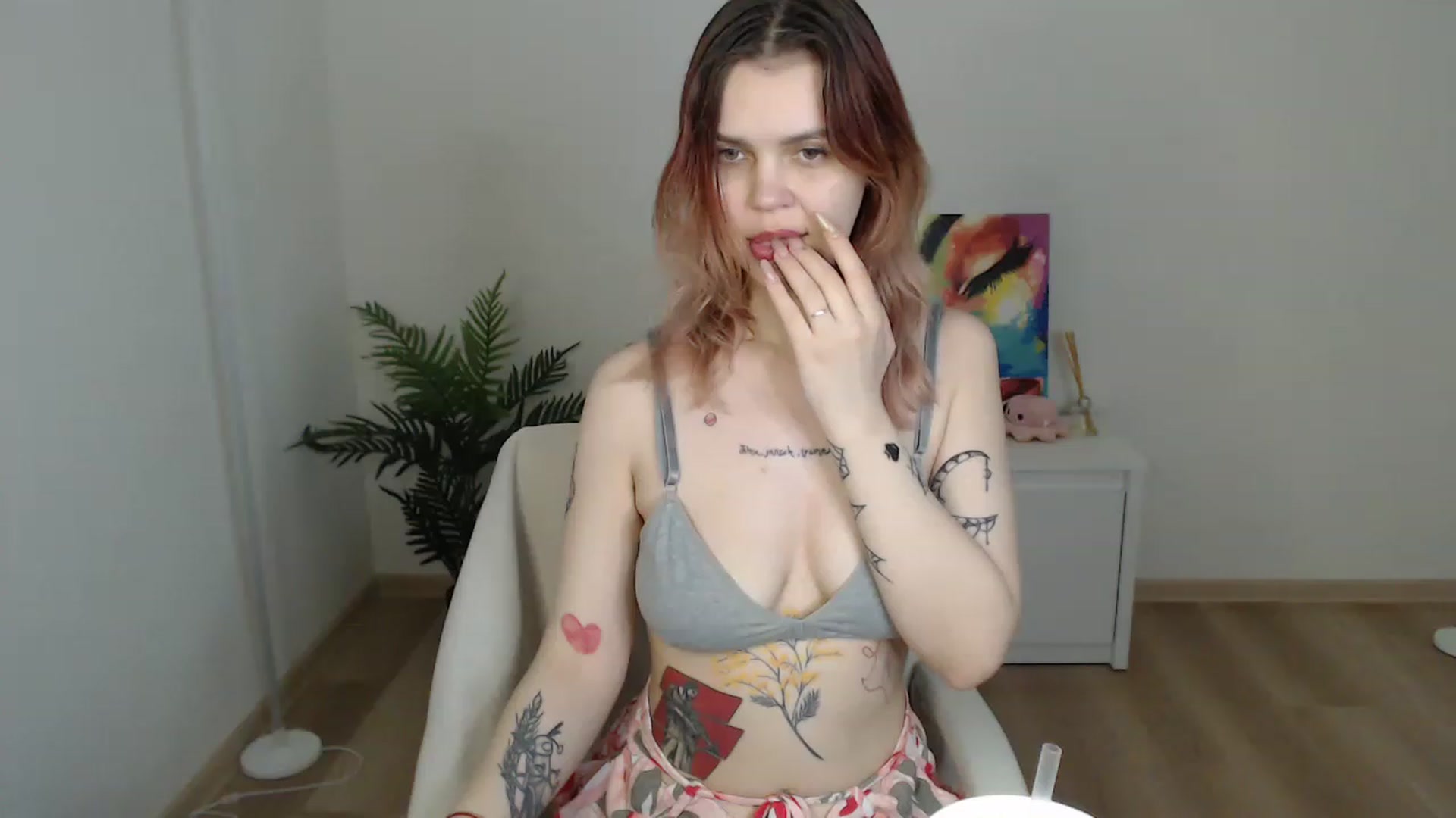 Gallery image thumbnail from NicolyRio's myfreecams stream on, 05/01/2023, 11:32 image 11 of 20