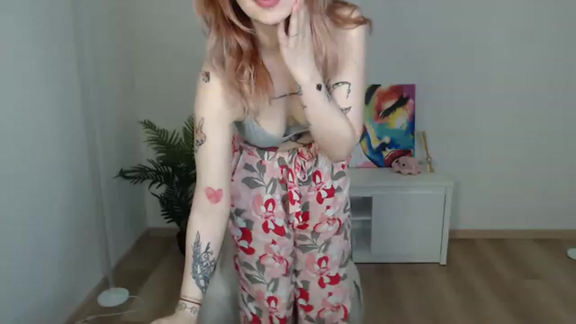 Gallery image thumbnail from NicolyRio's myfreecams stream on, 05/02/2023, 12:40 image 19 of 20