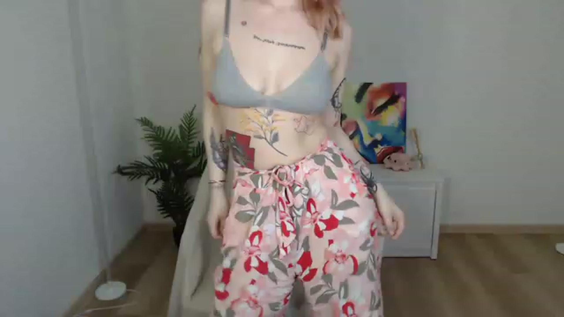 Gallery image thumbnail from NicolyRio's myfreecams stream on, 05/02/2023, 13:40 image 4 of 20