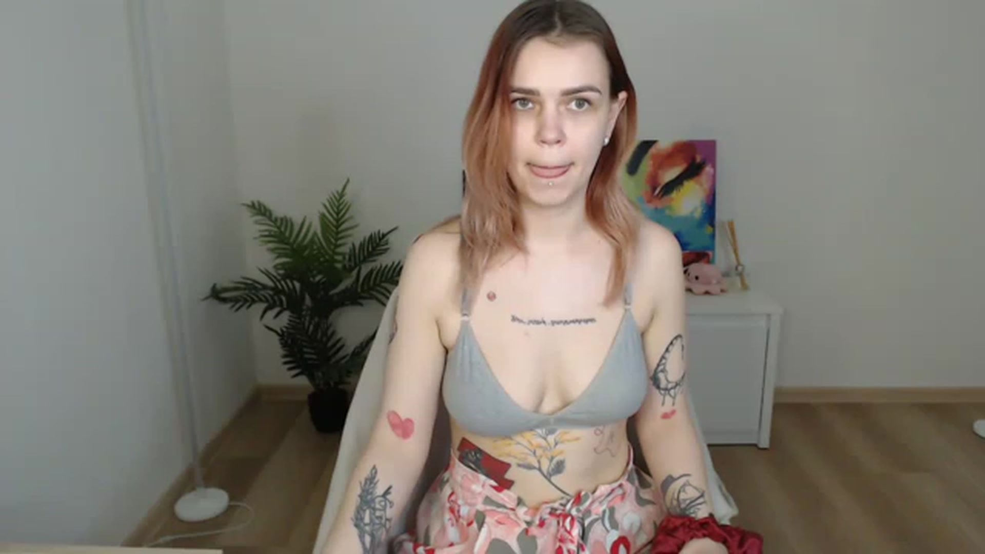 Gallery image thumbnail from NicolyRio's myfreecams stream on, 05/03/2023, 14:02 image 12 of 20