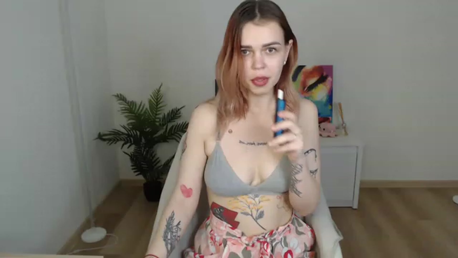 Gallery image thumbnail from NicolyRio's myfreecams stream on, 05/03/2023, 14:02 image 8 of 20