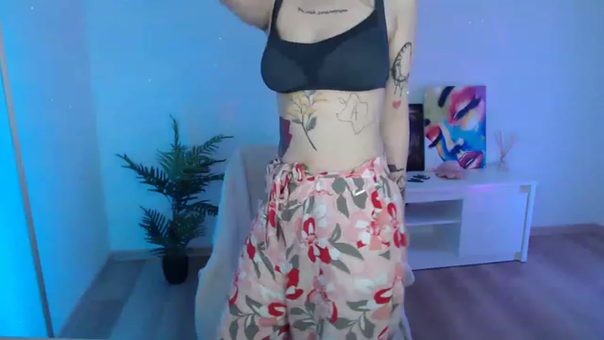 Gallery image thumbnail from NicolyRio's myfreecams stream on, 05/17/2023, 11:55 image 8 of 20