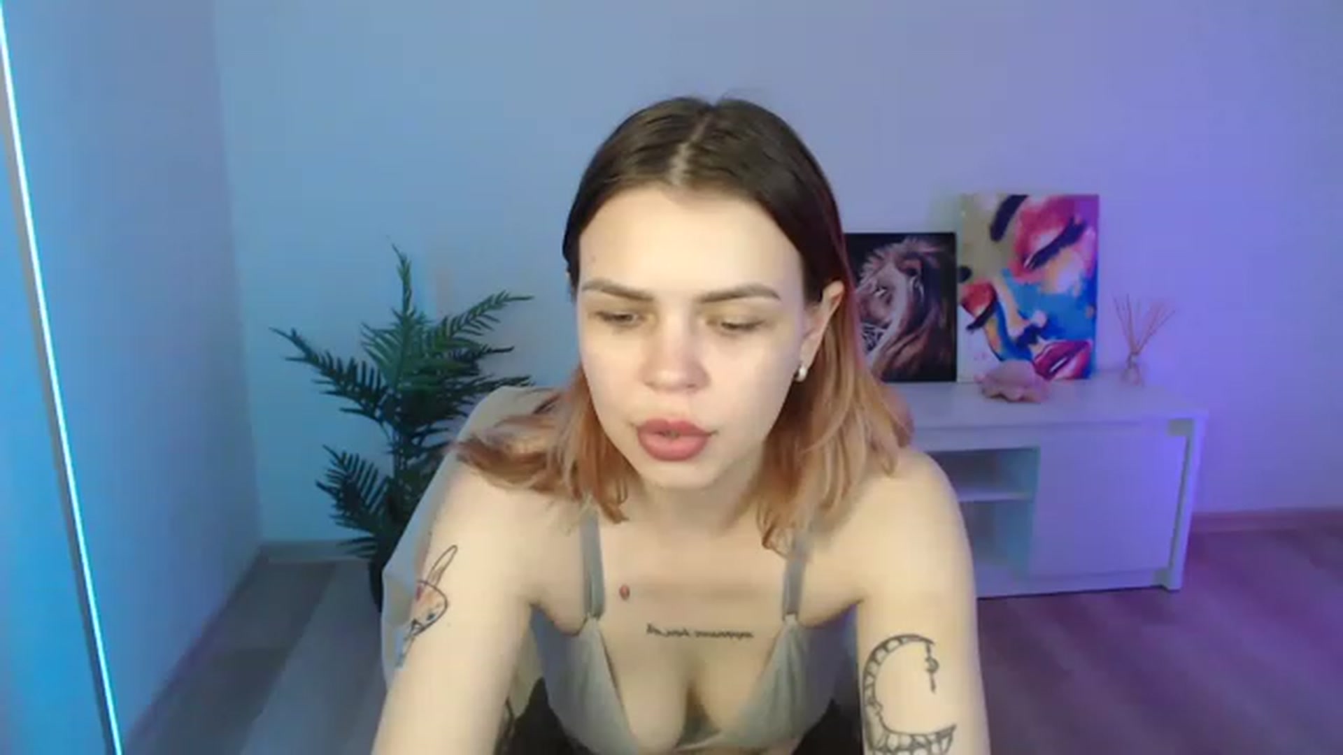 Gallery image thumbnail from NicolyRio's myfreecams stream on, 05/31/2023, 13:17 image 13 of 20