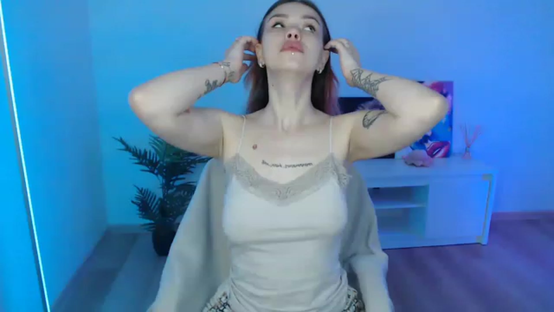 Gallery image thumbnail from NicolyRio's myfreecams stream on, 06/02/2023, 09:03 image 16 of 20