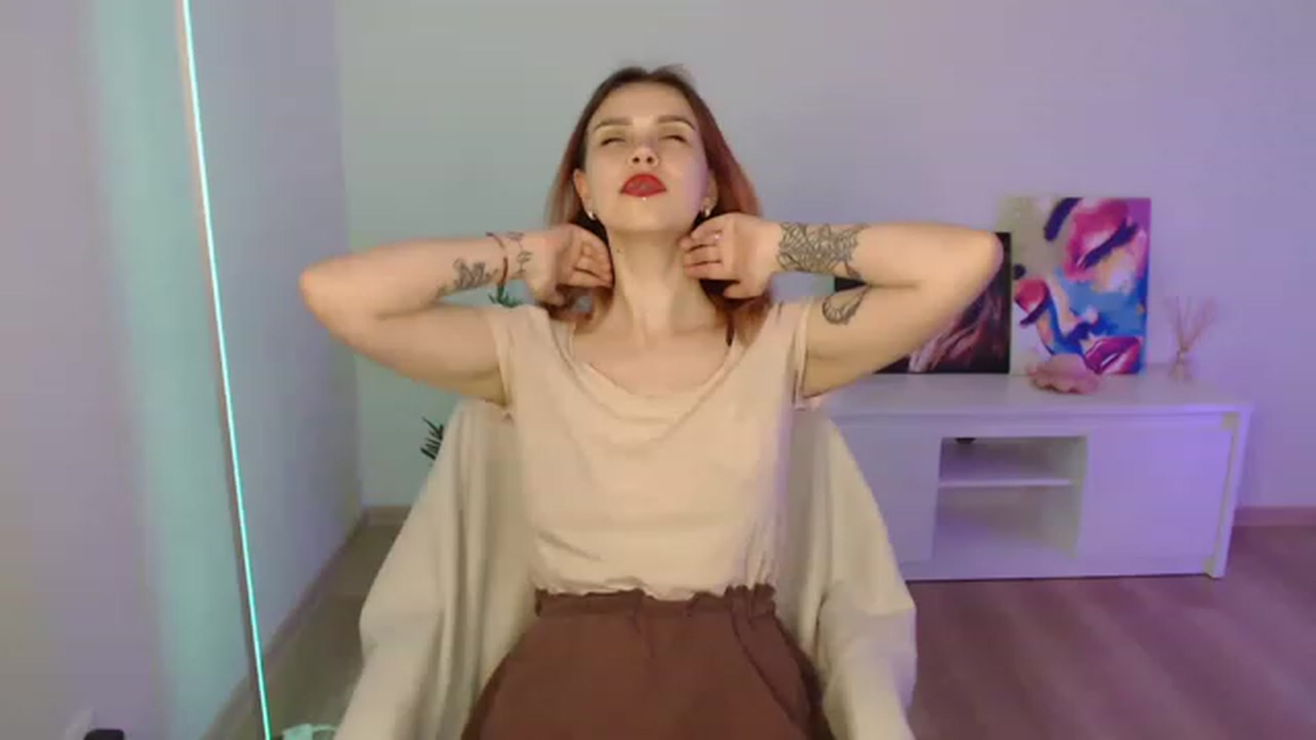 Gallery image thumbnail from NicolyRio's myfreecams stream on, 06/08/2023, 13:45 image 12 of 20