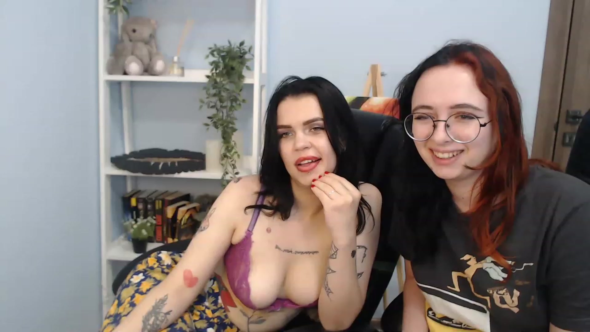 Gallery image thumbnail from NicolyRio's myfreecams stream on, 07/03/2023, 11:20 image 4 of 20