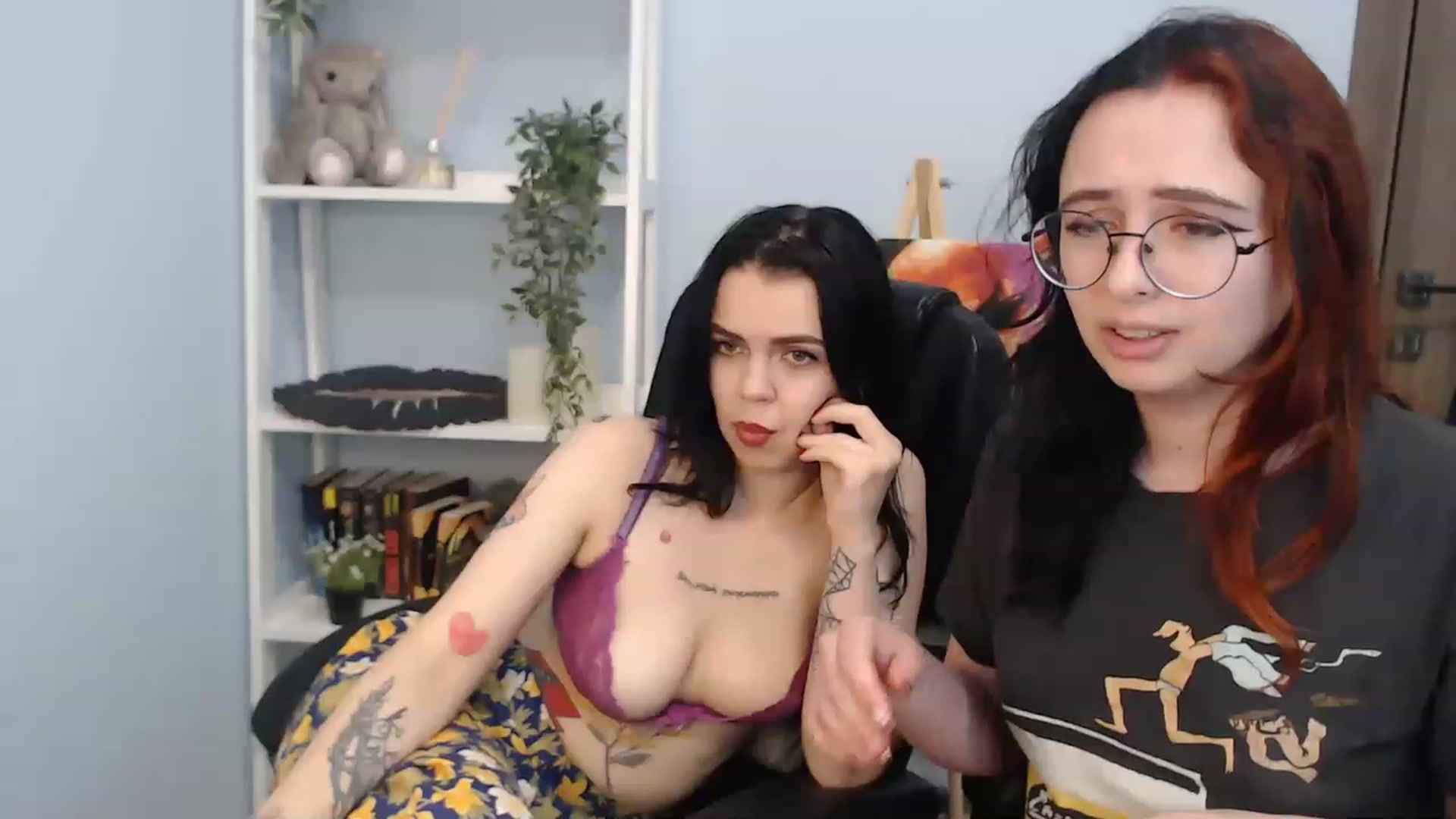 Gallery image thumbnail from NicolyRio's myfreecams stream on, 07/03/2023, 11:20 image 5 of 20