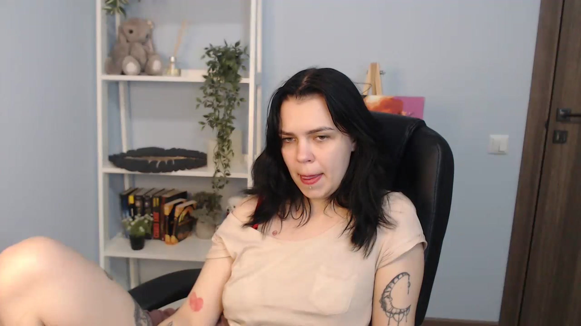 Gallery image thumbnail from NicolyRio's myfreecams stream on, 07/10/2023, 09:06 image 5 of 20