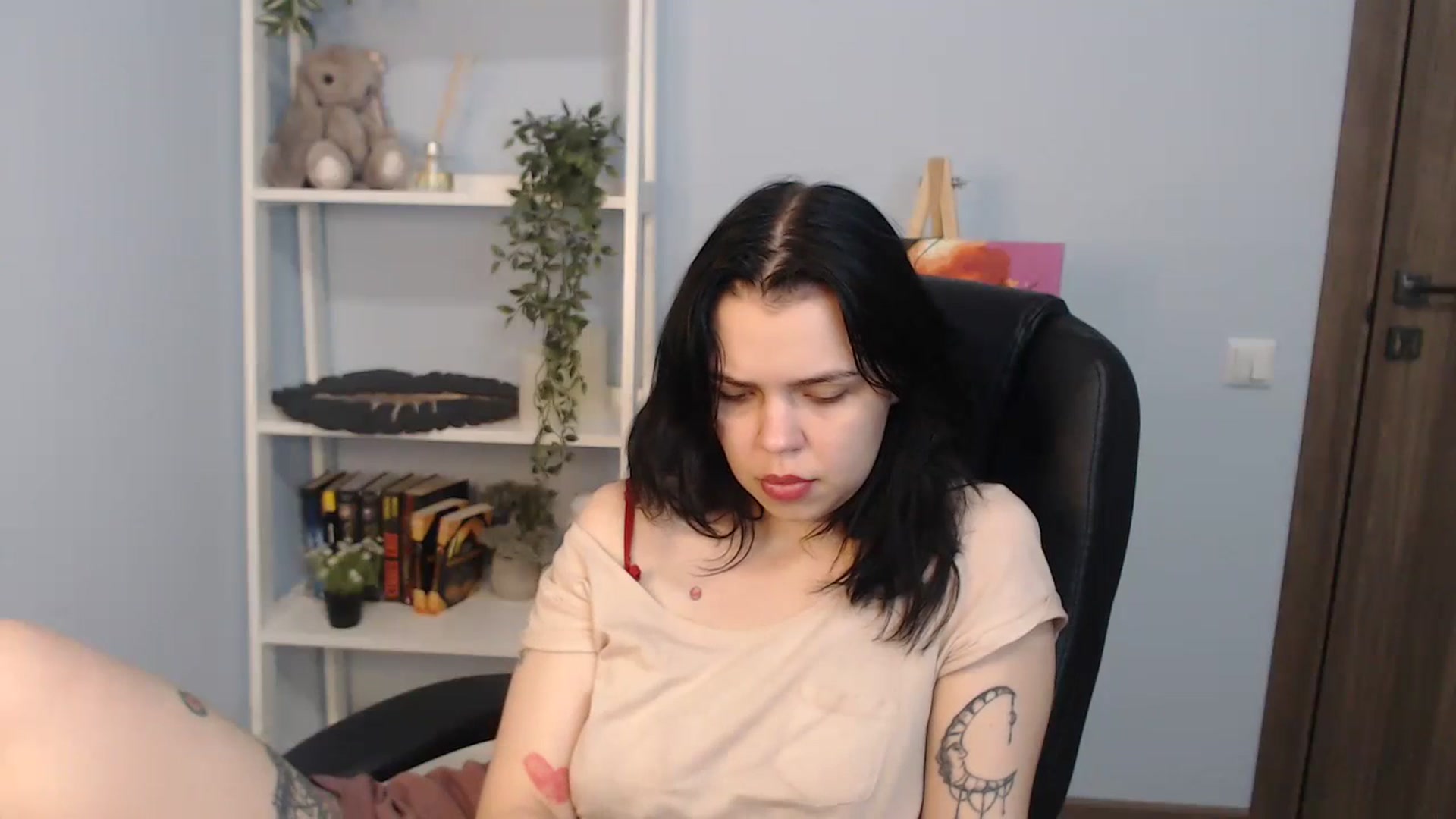 Gallery image thumbnail from NicolyRio's myfreecams stream on, 07/10/2023, 09:06 image 9 of 20
