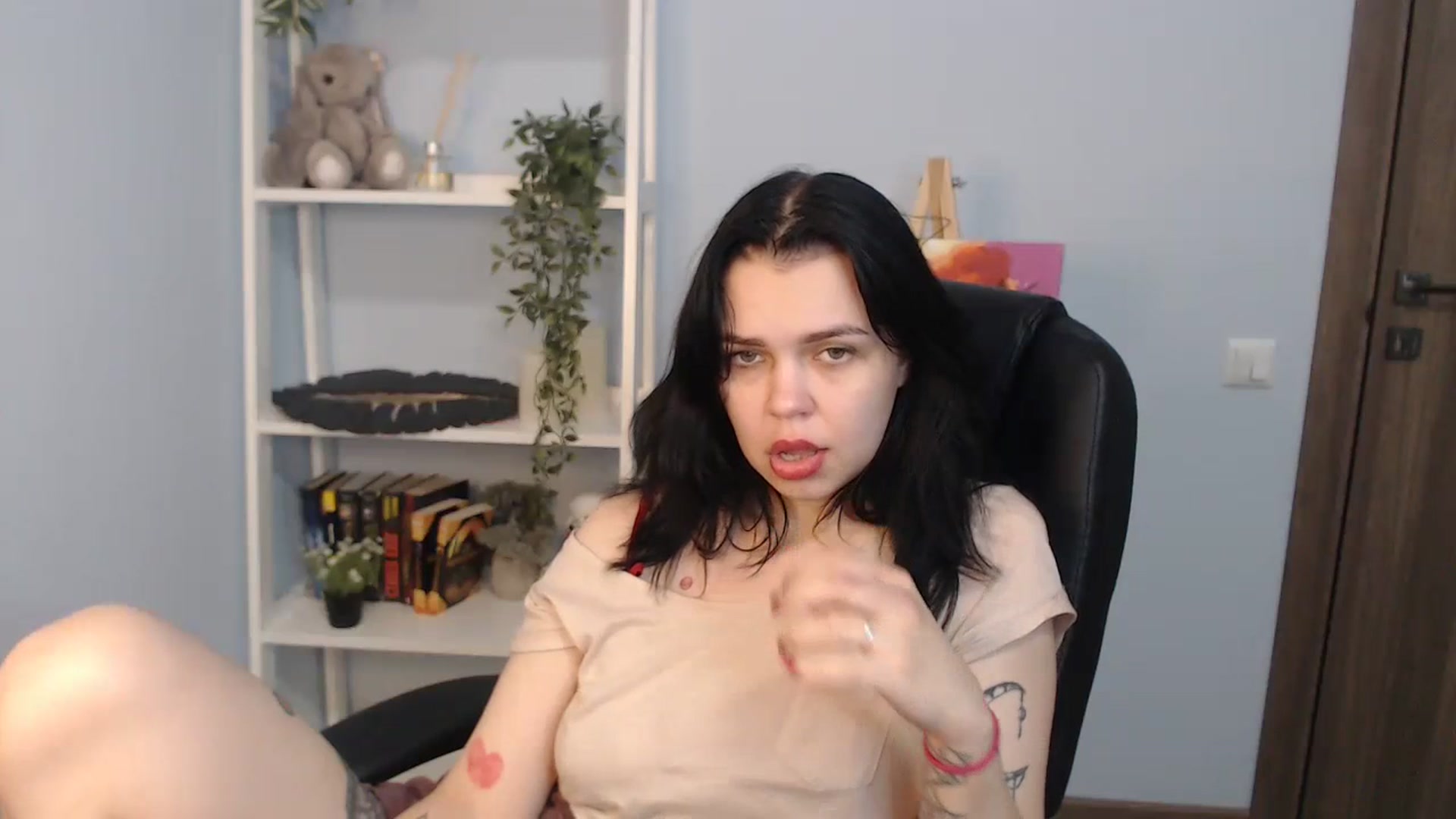 Gallery image thumbnail from NicolyRio's myfreecams stream on, 07/10/2023, 09:06 image 6 of 20