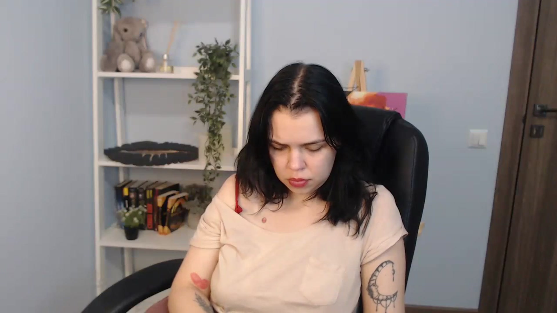 Gallery image thumbnail from NicolyRio's myfreecams stream on, 07/10/2023, 09:06 image 16 of 20