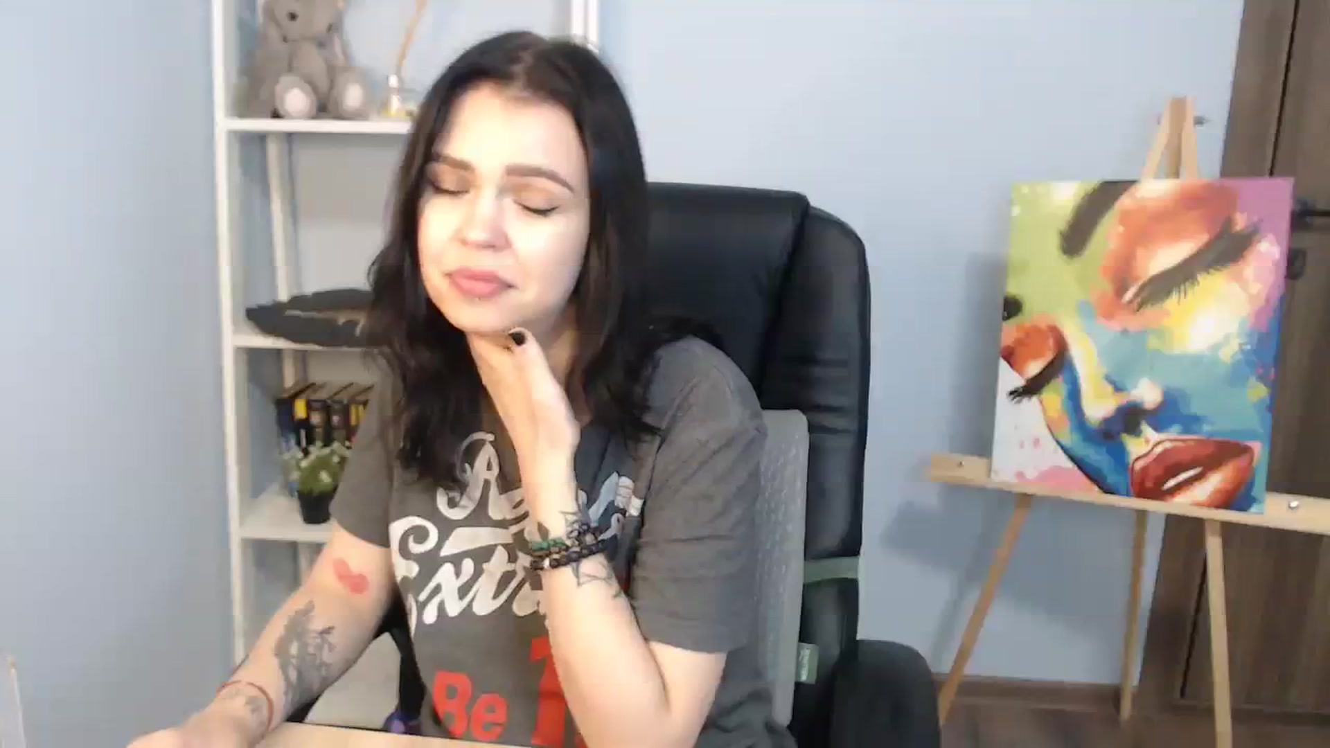 Gallery image thumbnail from NicolyRio's myfreecams stream on, 07/27/2023, 12:54 image 10 of 20