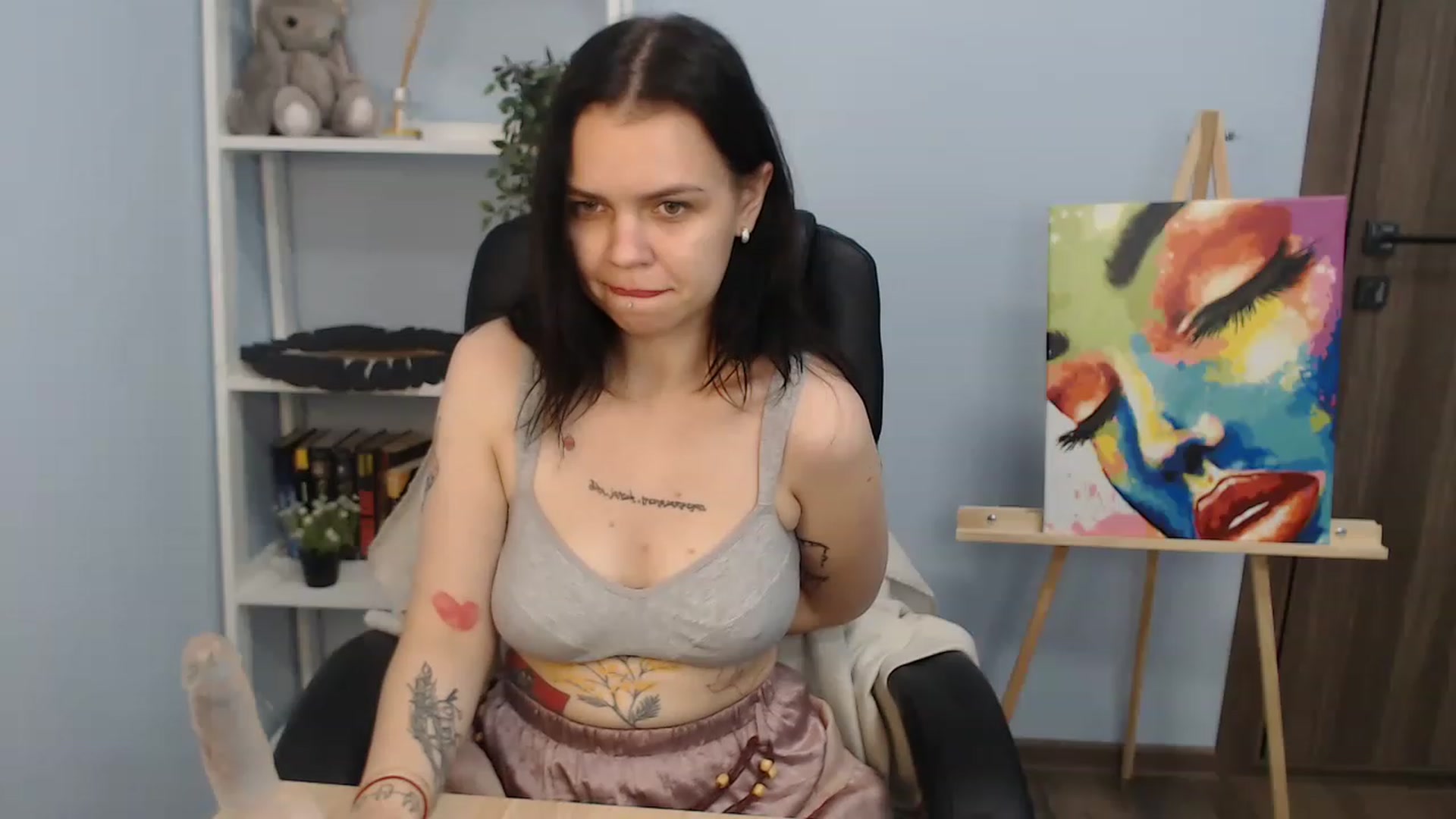 Gallery image thumbnail from NicolyRio's myfreecams stream on, 08/10/2023, 10:52 image 7 of 20