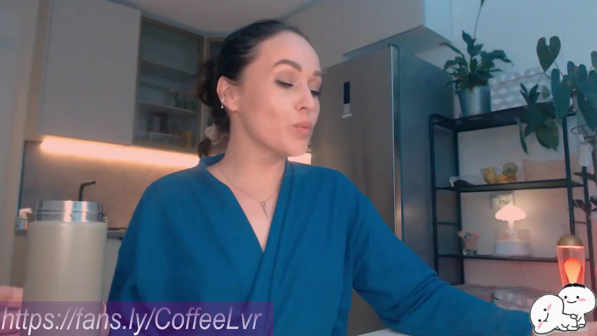 Gallery image thumbnail from NightBrew's myfreecams stream on, 06/28/2025, 24:37 image 11 of 20