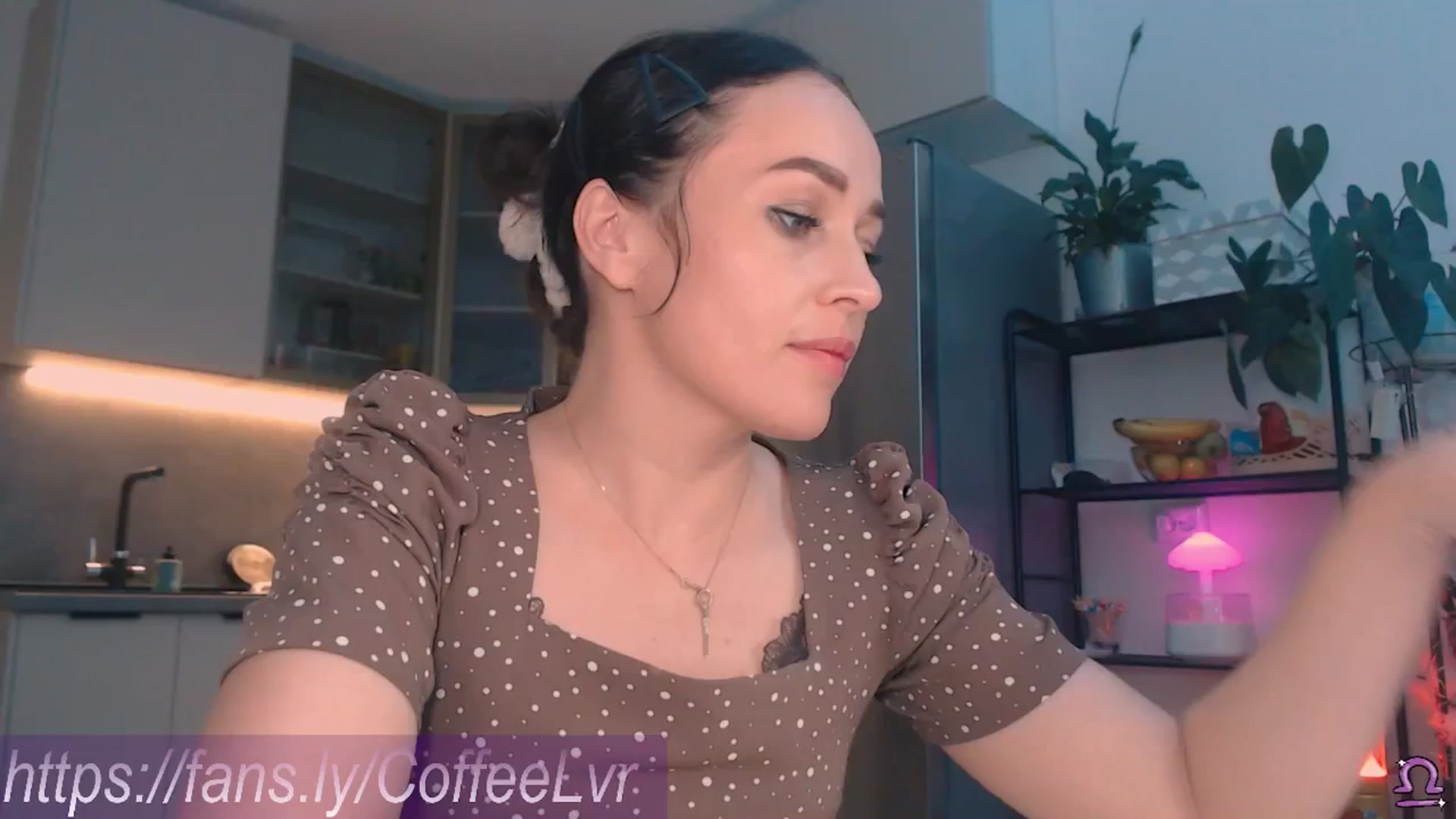Gallery image thumbnail from NightBrew's myfreecams stream on, 06/30/2025, 22:34 image 9 of 20