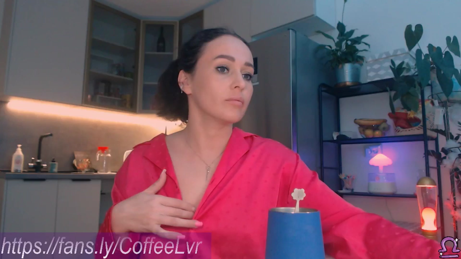 Gallery image thumbnail from NightBrew's myfreecams stream on, 07/05/2025, 24:45 image 11 of 20