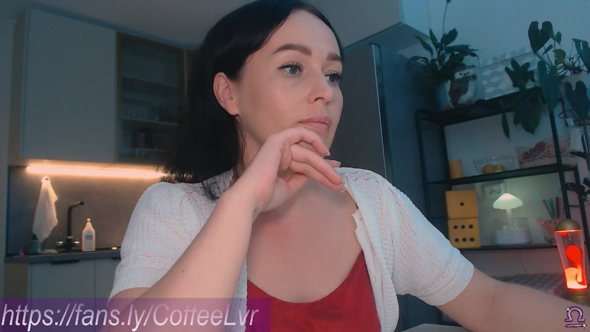 Gallery image thumbnail from NightBrew's myfreecams stream on, 07/31/2025, 18:40 image 18 of 20